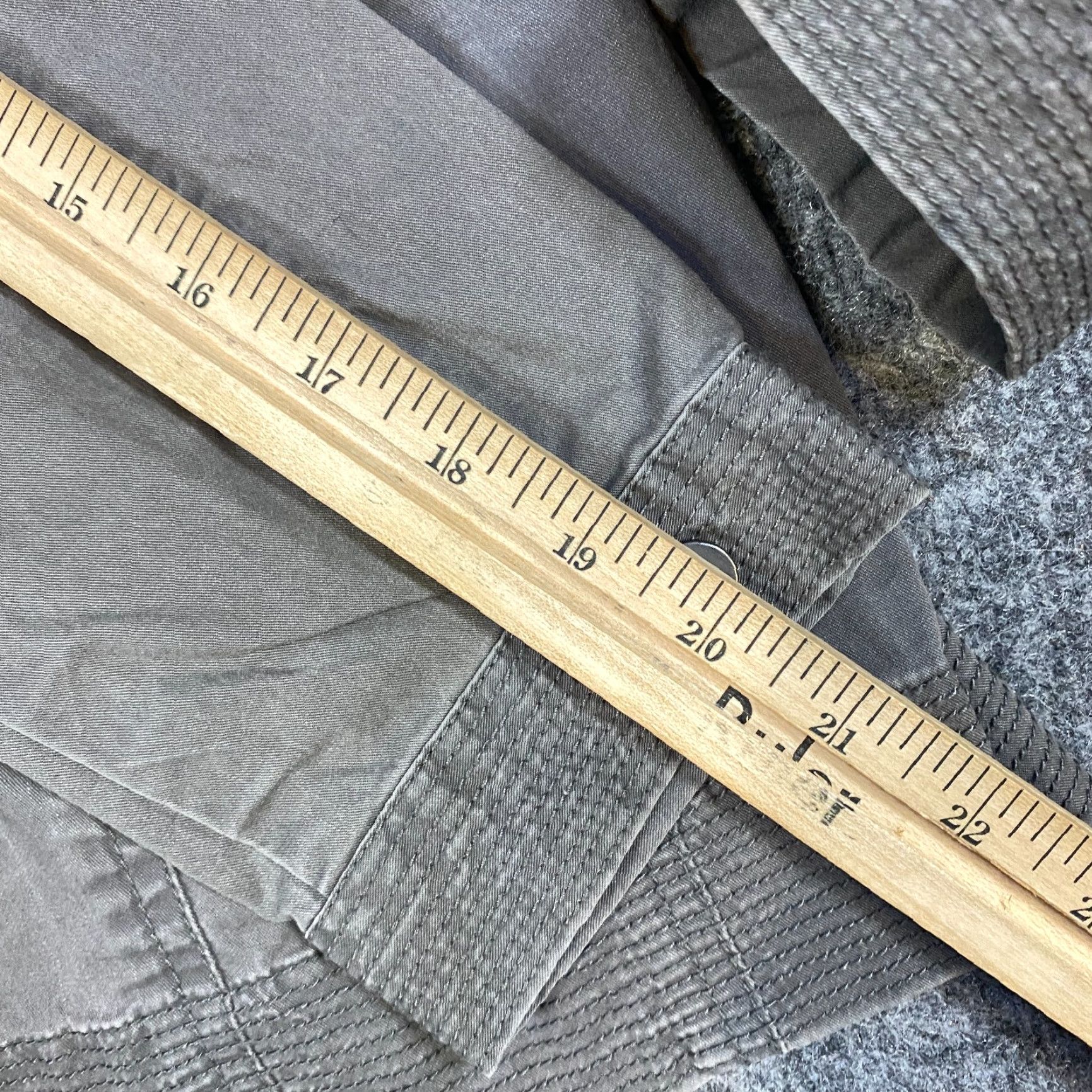 Eileen Fisher Eileen Fisher Jacket S Gray Solid Cotton Blend Field Lagenlook Snap Buttons Women Regular Military Jacket Windows? Size S / US 4 / IT 40 - 6 Thumbnail