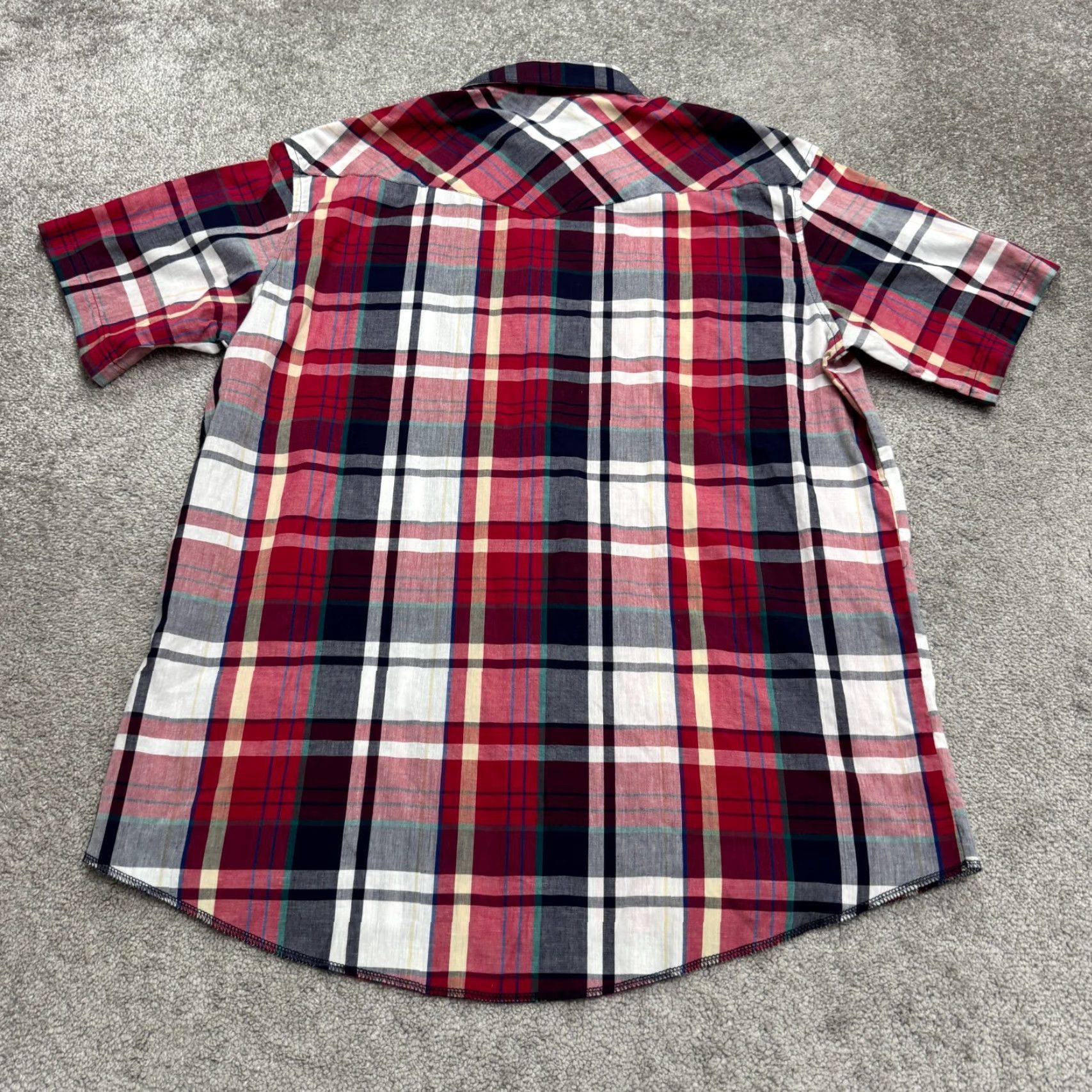 Wrangler Wrangler Shirt Mens 17.5 Tall Button-Up Western Plaid Red Short Sleeve Casual Classic Preppy Colorful 90s? Wait no. Size US XL / EU 56 / 4 - 2 Thumbnail