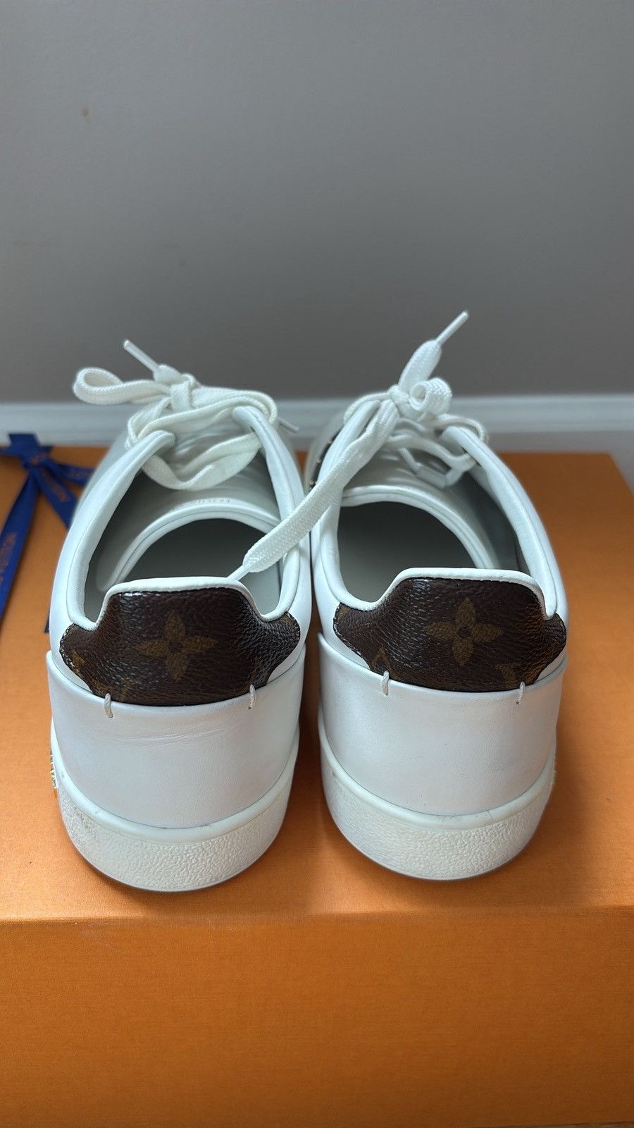 Louis Vuitton Louis Vuitton Frontrow White / Monogram - Women’s Size 38 Size US 8 / IT 38 - 4 Thumbnail