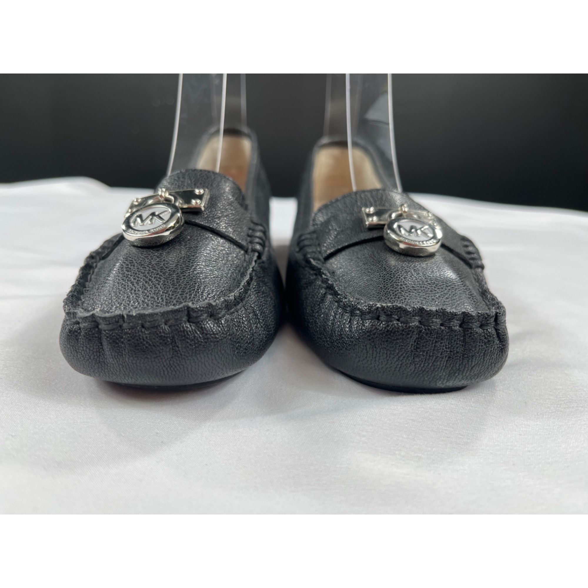 Michael Kors Michael Kors SKU 7790 Womens Black Leather Loafers Size 6.5 Size US 6.5 / IT 36.5 - 3 Thumbnail