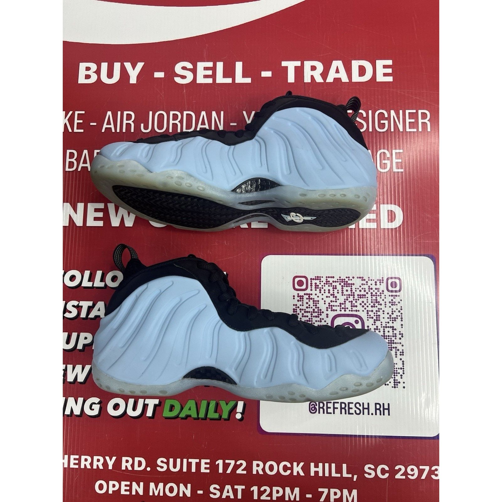 Nike Nike Air Foamposite One Psychic Blue, Size 9.5 HJ6014-400 Size US 9.5 / EU 42-43 - 3 Thumbnail