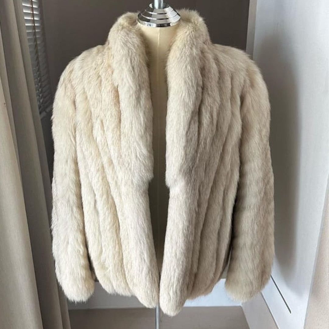 image of Mink Fur Coat Women's Blue Fox Fur Jacket (Size Medium)