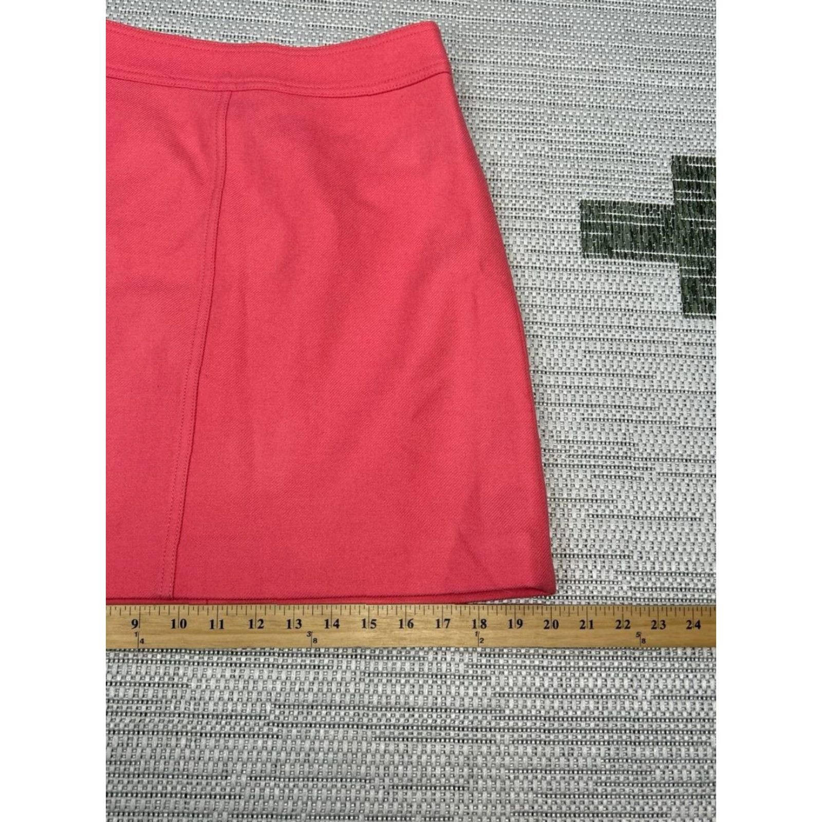 J.Crew J Crew Princess Double Serge Wool Mini Skirt Women 2 Pink Lined Pencil Back Zip Size 26" / US 2 / IT 38 - 4 Thumbnail
