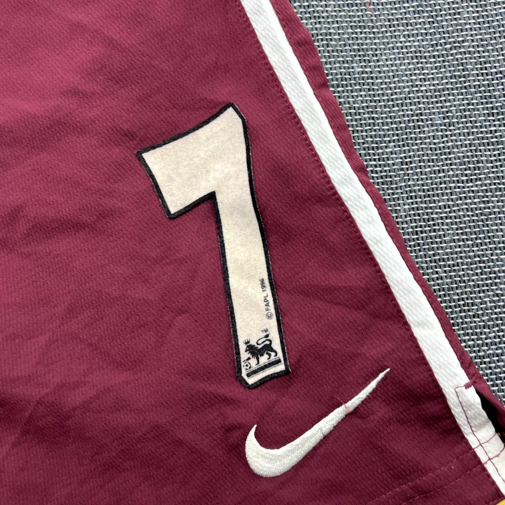 Nike Nike Arsenal 2007-2008 Rosicky #7 Away Shorts Mens Small Football Red Size US 29 - 4 Thumbnail