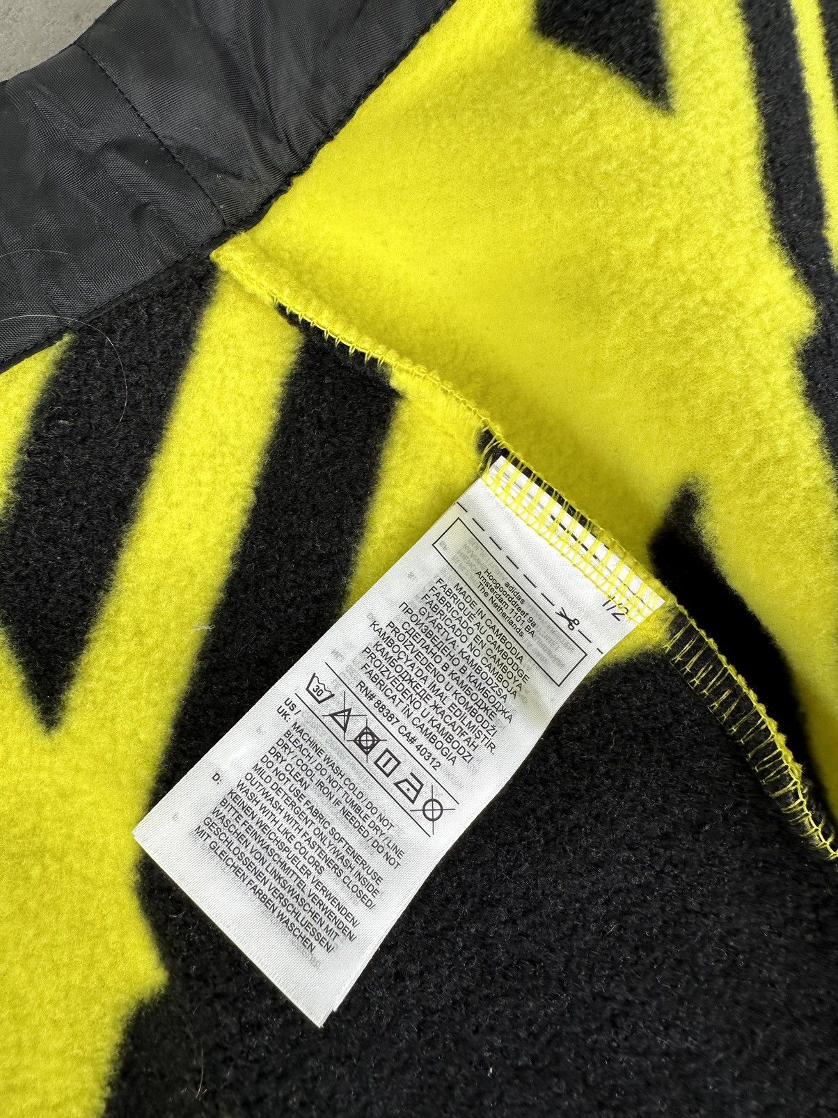 Adidas Adidas Fleece Mini Skirt Size 28" / US 6 / IT 42 - 6 Thumbnail