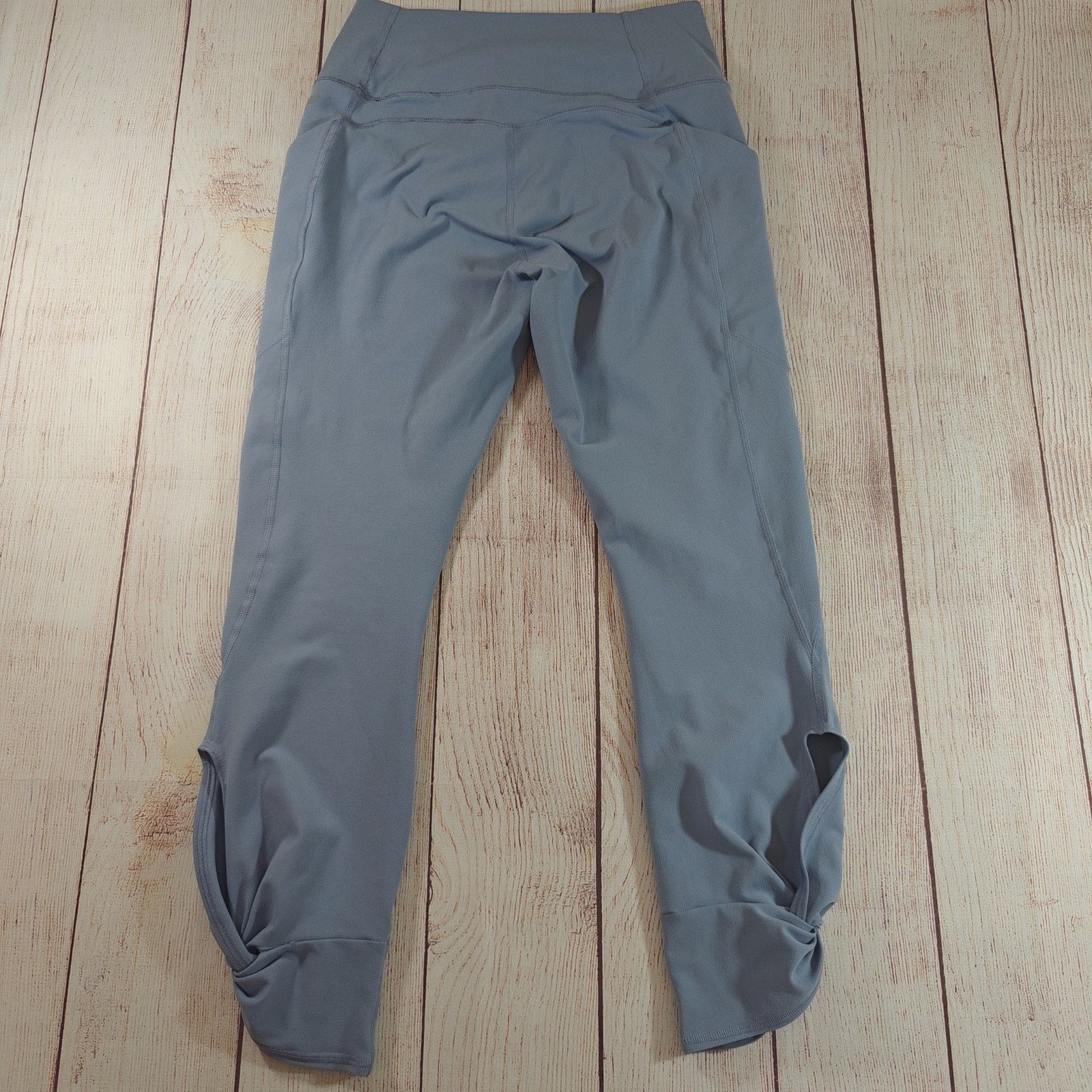 Fabletics Fabletics Oasis PureLuxe High-Waisted Twist 7/8 Legging Size 30" / US 8 / IT 44 - 3 Thumbnail