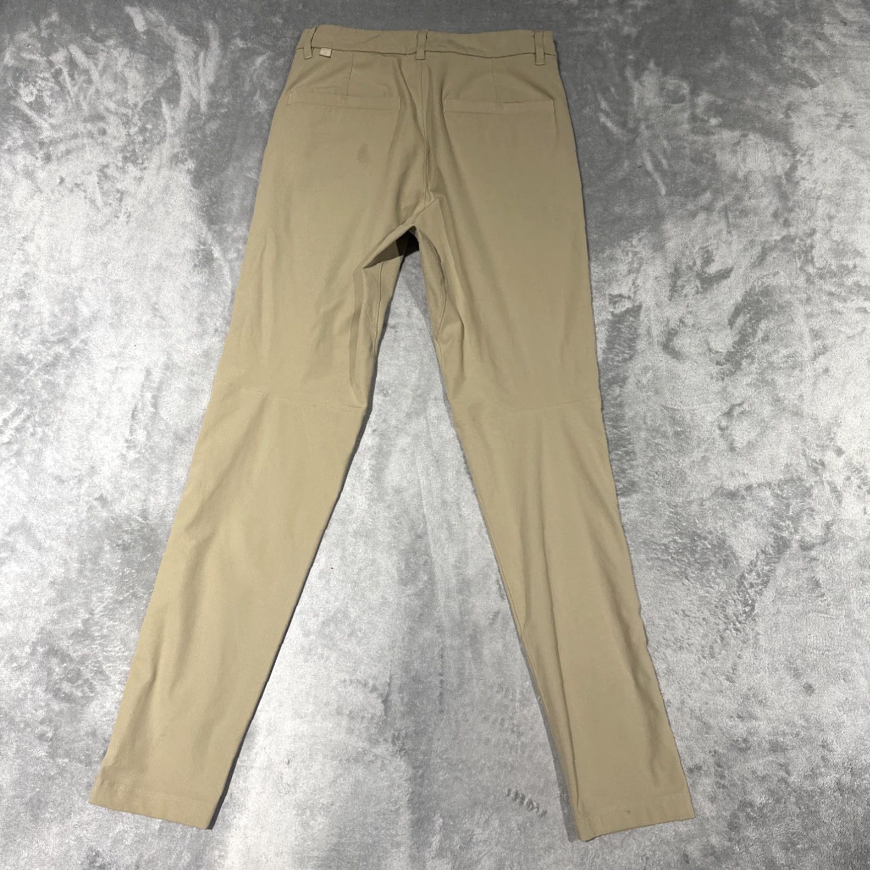 Lululemon Lululemon Commission Slim Tofino Sand Khaki Tan Pants Men’s 28x31 Warpstreme Beige Slimming Flat Front Belt Loops Tapered Leg Varieties Size US 28 / EU 44 - 7 Thumbnail