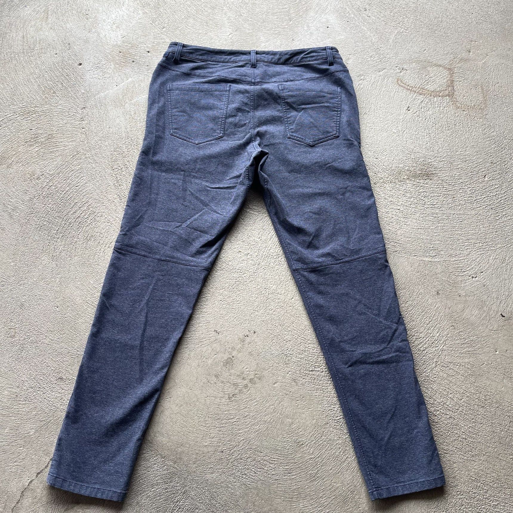Lululemon Lululemon Pants Mens 34x32 Blue ABC Straight Stretch Outdoor Basic Golf Chino Regular Straight 5-Pocket Logo Embroidered City Preppy Sports Mens BC Size US 34 / EU 50 - 5 Thumbnail