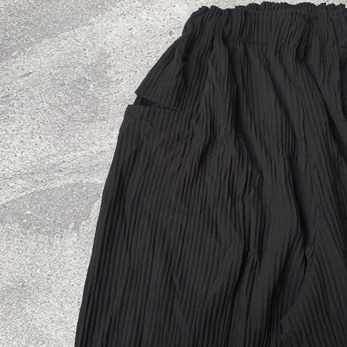 Issey Miyake Issey Miyake Me Pleats Super Wide leg Pants Size US 28 / EU 44 - 6 Thumbnail