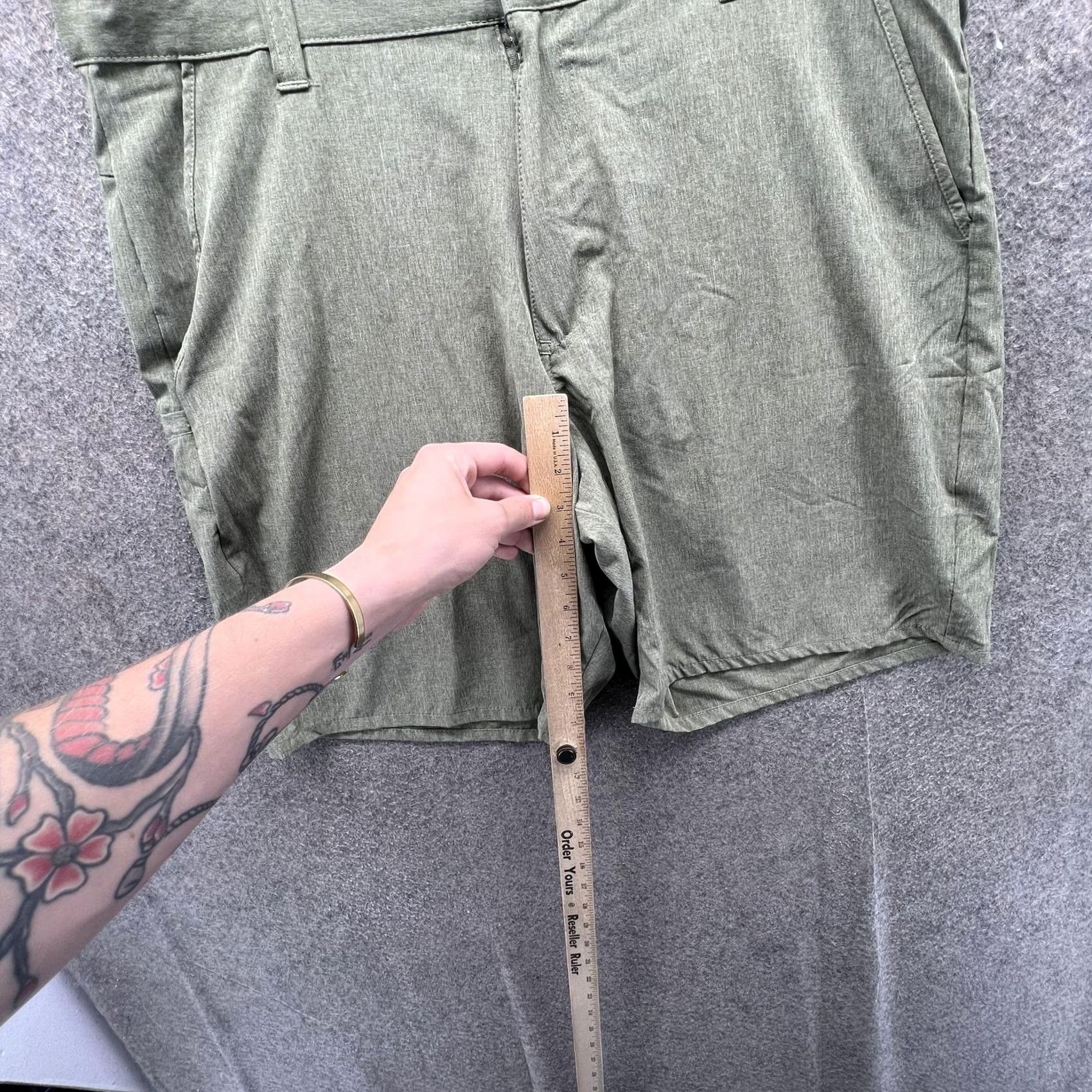 Vintage Reel Legends Shorts Mens 38 Green Microfiber Chino Stretch 9 Inseam Casual Size US 38 / EU 54 - 5 Thumbnail
