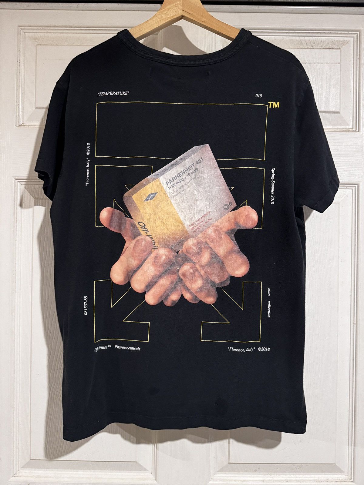 Off-White Off-White Fahrenheit 451 Pills Tee Size US M / EU 48-50 / 2 - 1 Thumbnail