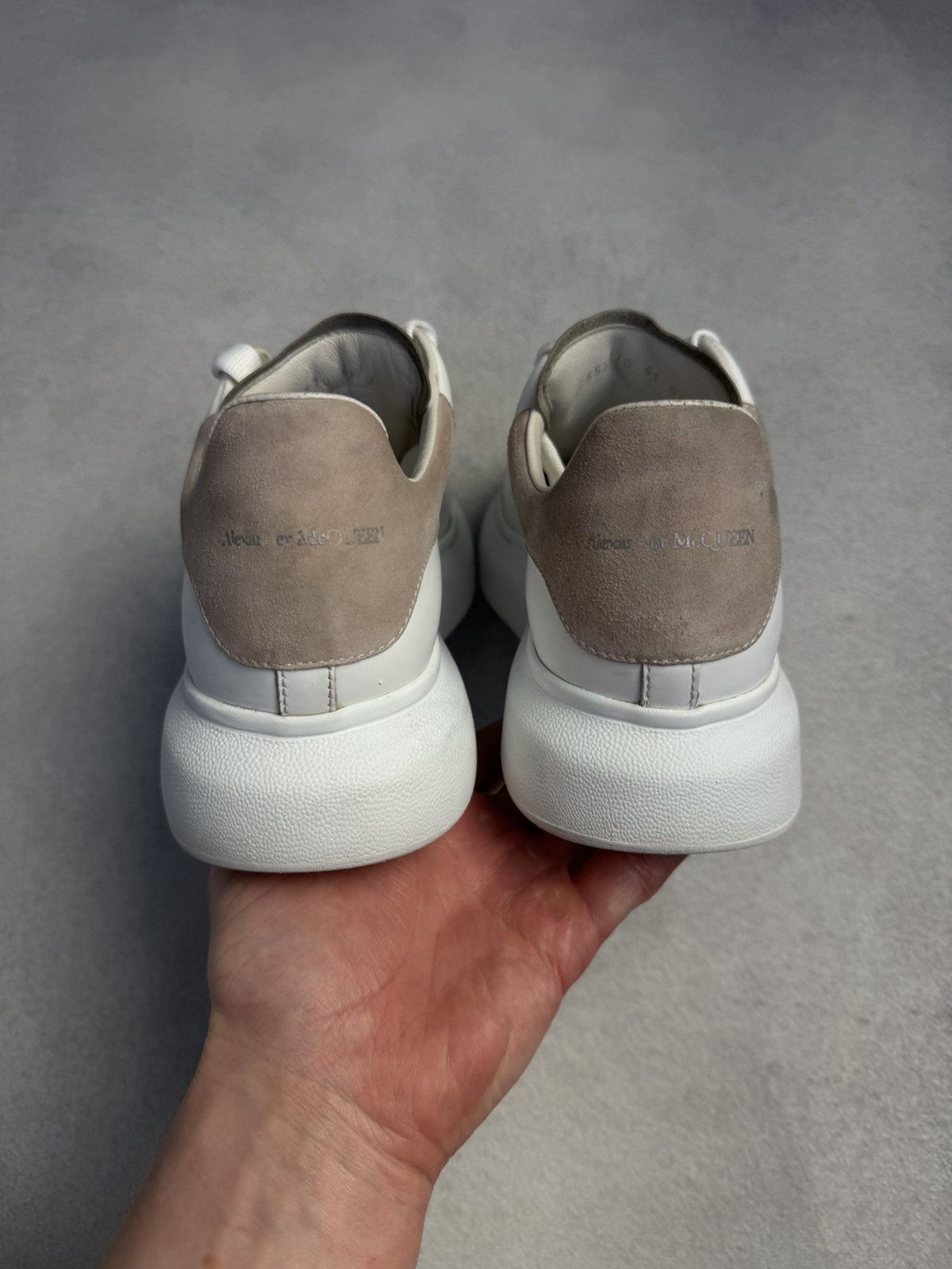 Alexander McQueen Alexander McQueen Oversized Leather Sneakers White size41 Size US 8 / EU 41 - 5 Thumbnail