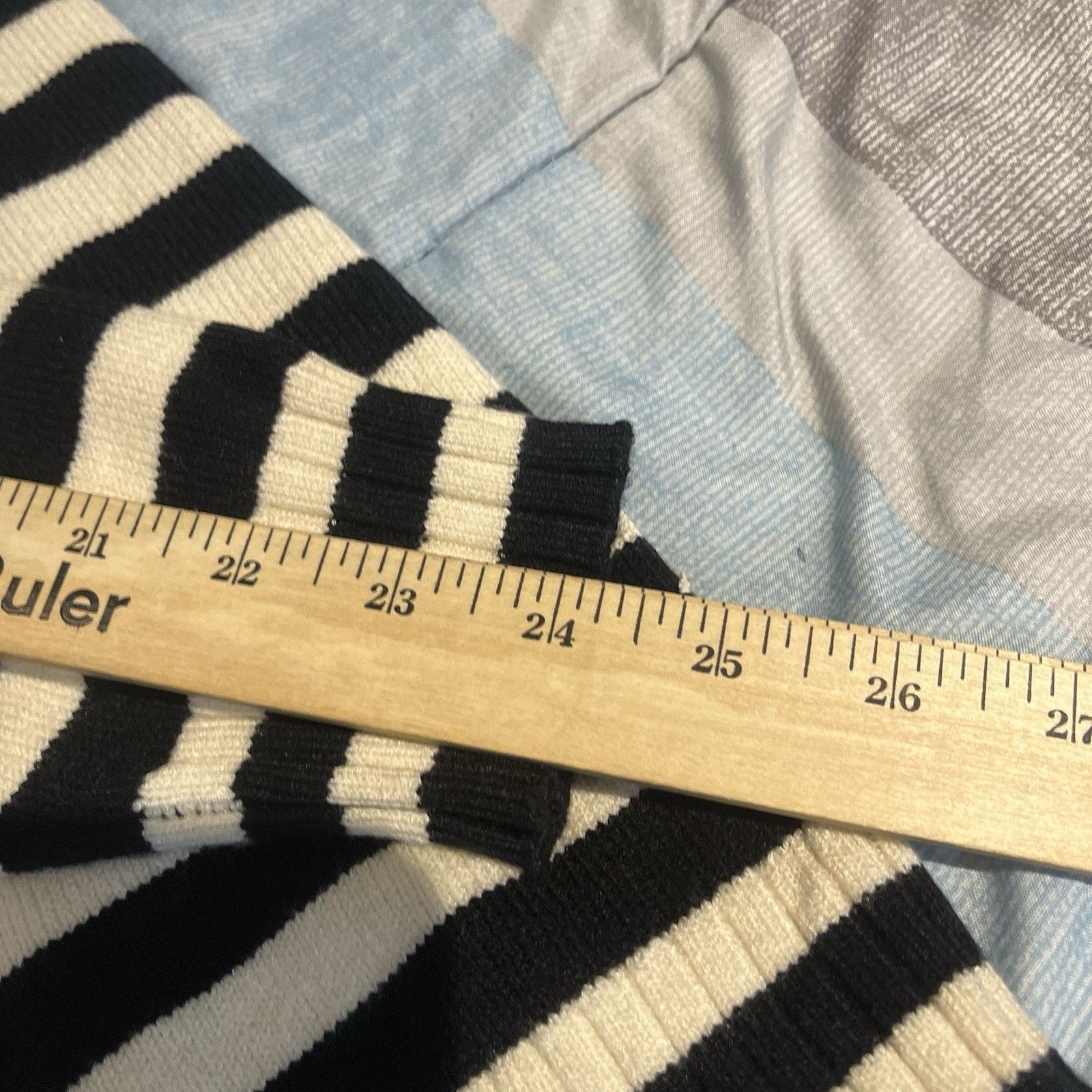Other Lane Bryant women's 18/20 knit long sleeve striped sweater Size XXL / US 16-18 / IT 52-54 - 6 Thumbnail