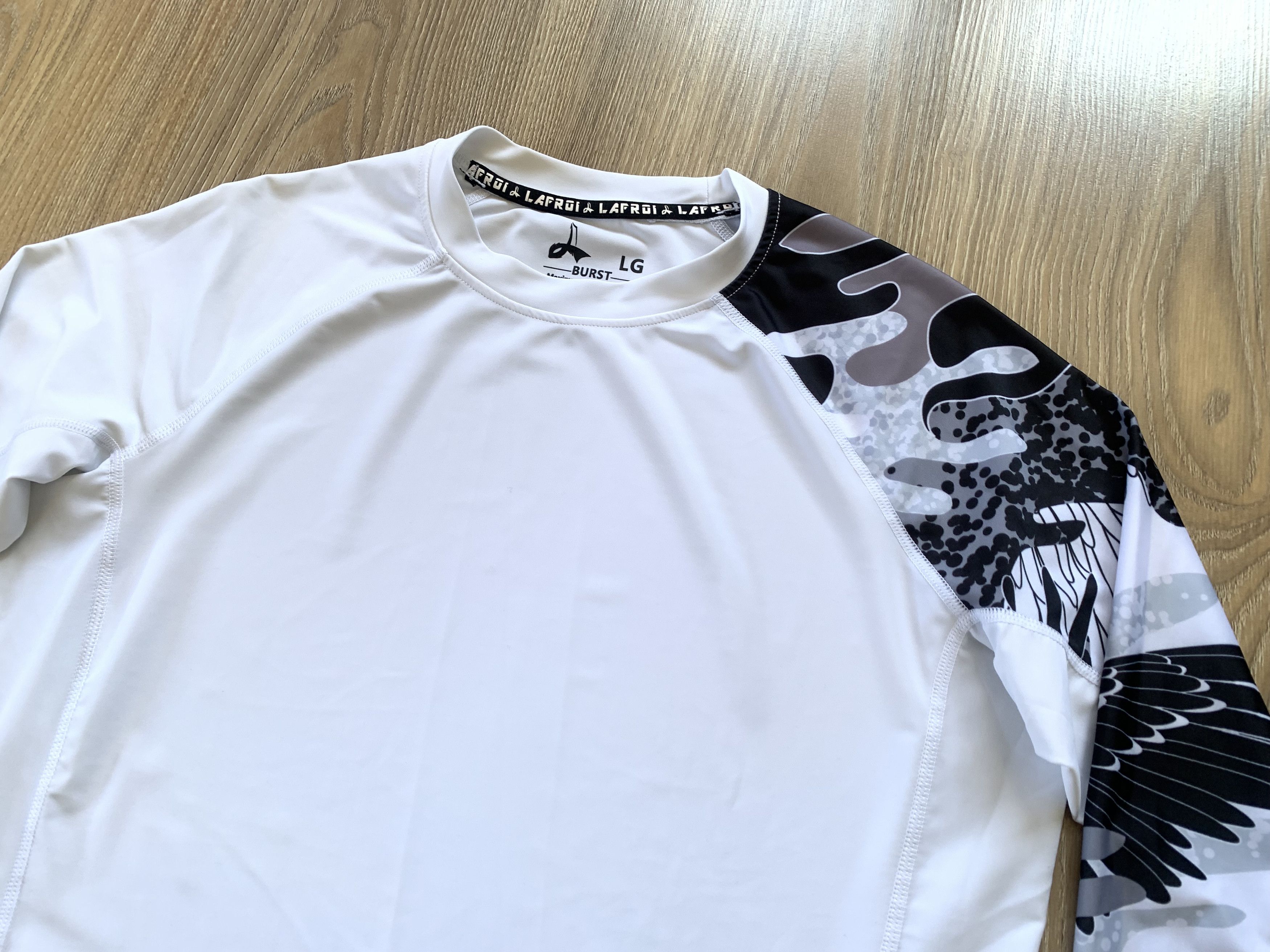 Other LAFROI Men's Long Sleeve UPF 50+ Compression Rash Guard Size US L / EU 52-54 / 3 - 4 Thumbnail