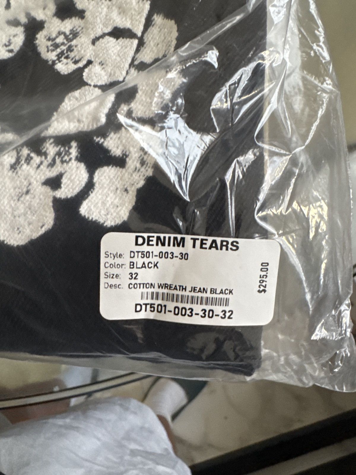 DENIM TEARS × Designer Denim Tears X Levi’s Cotton Wreath Jeans Black Size US 32 / EU 48 - 4 Thumbnail