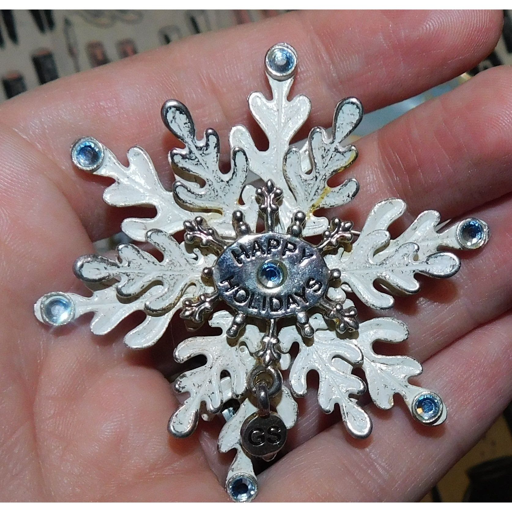 Other Vintage White Snowflake Brooch With Silver Tone And Blue Acc Size ONE SIZE - 1 Thumbnail