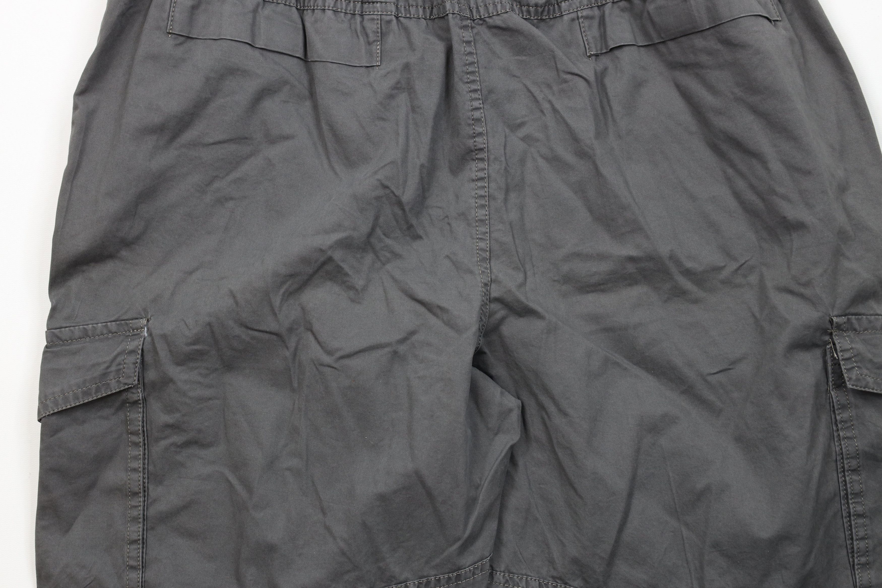 Vintage Vintage Jeep Motors Spell Out Baggy Fit Cargo Shorts Gray Size US 34 / EU 50 - 12 Thumbnail