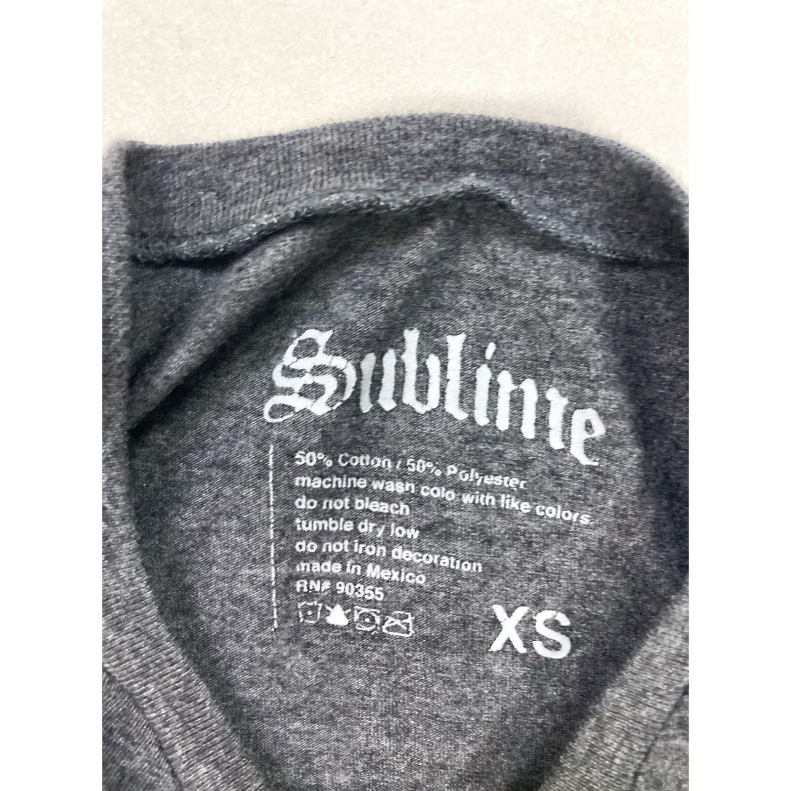 Vintage Sublime T-Shirt Women XS Gray Short Sleeve Crew Neck Pullover Music Merch Vintage? Size XS / US 0-2 / IT 36-38 - 4 Thumbnail