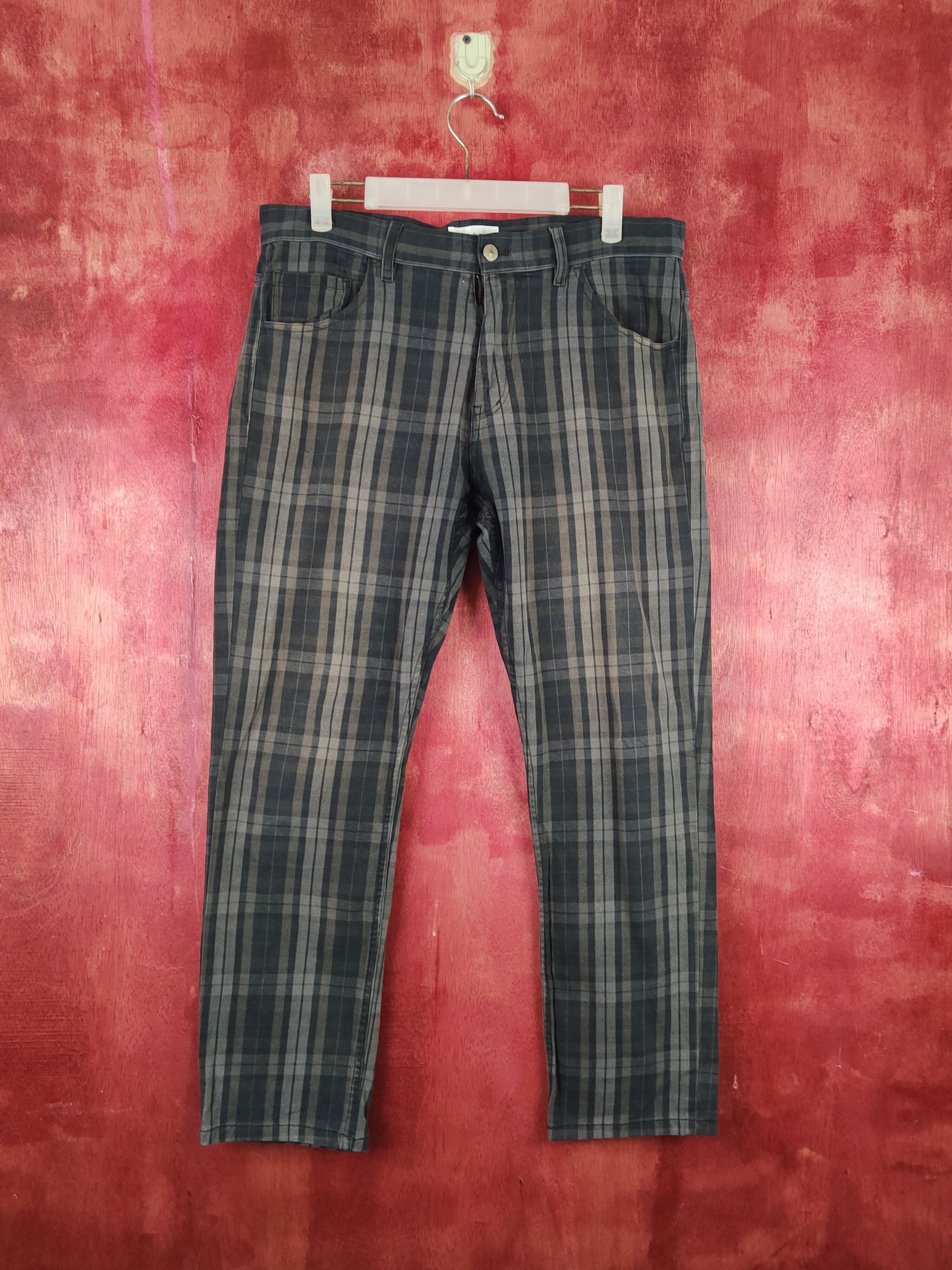 image of Ikka Black Faded Stripe Vintage Casual Pants S1714, Men's (Size 32)