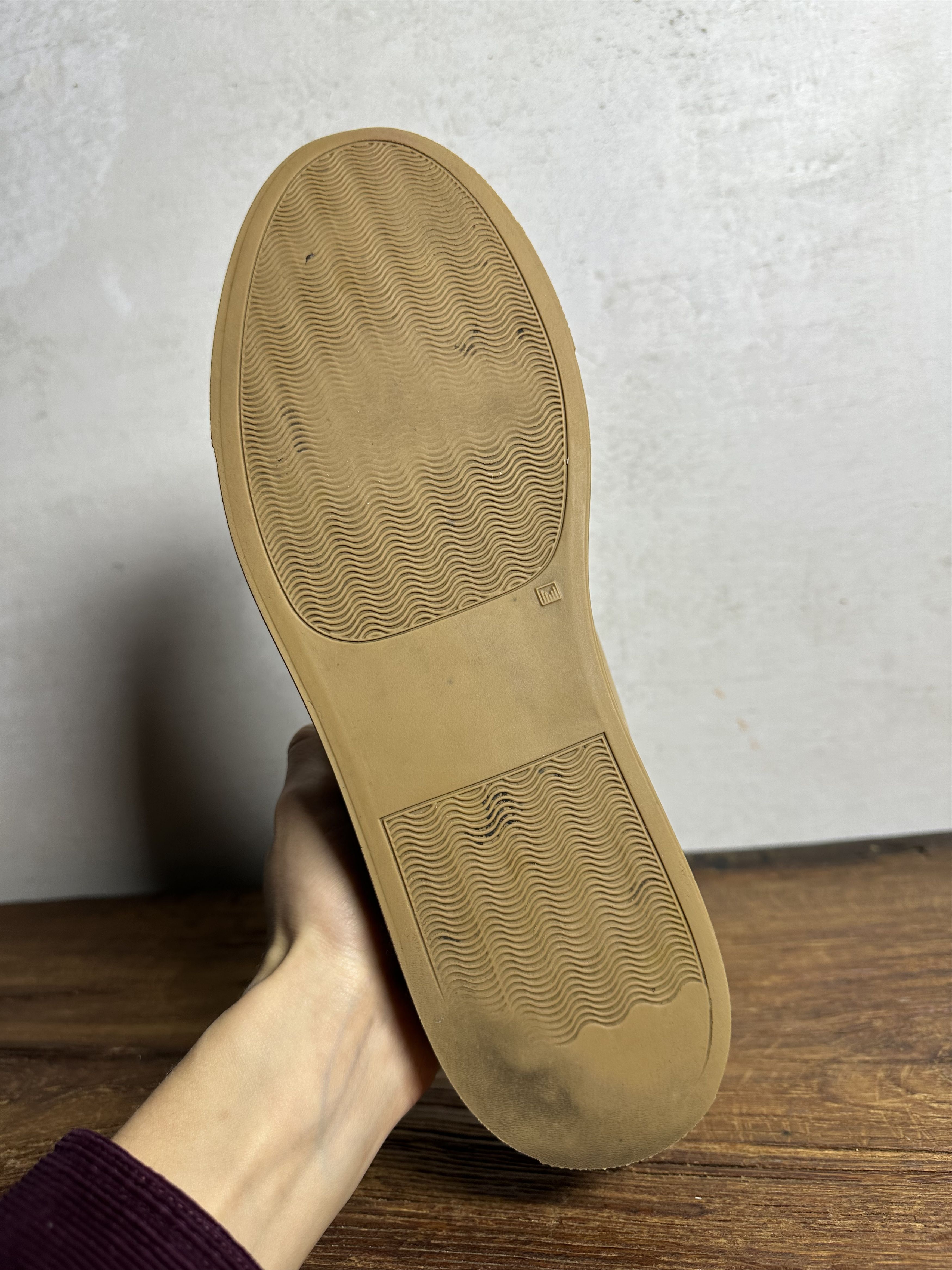 Common Projects Common Projects BBall Low in Nabuk Tan Size US 10.5 / EU 43-44 - 11 Thumbnail