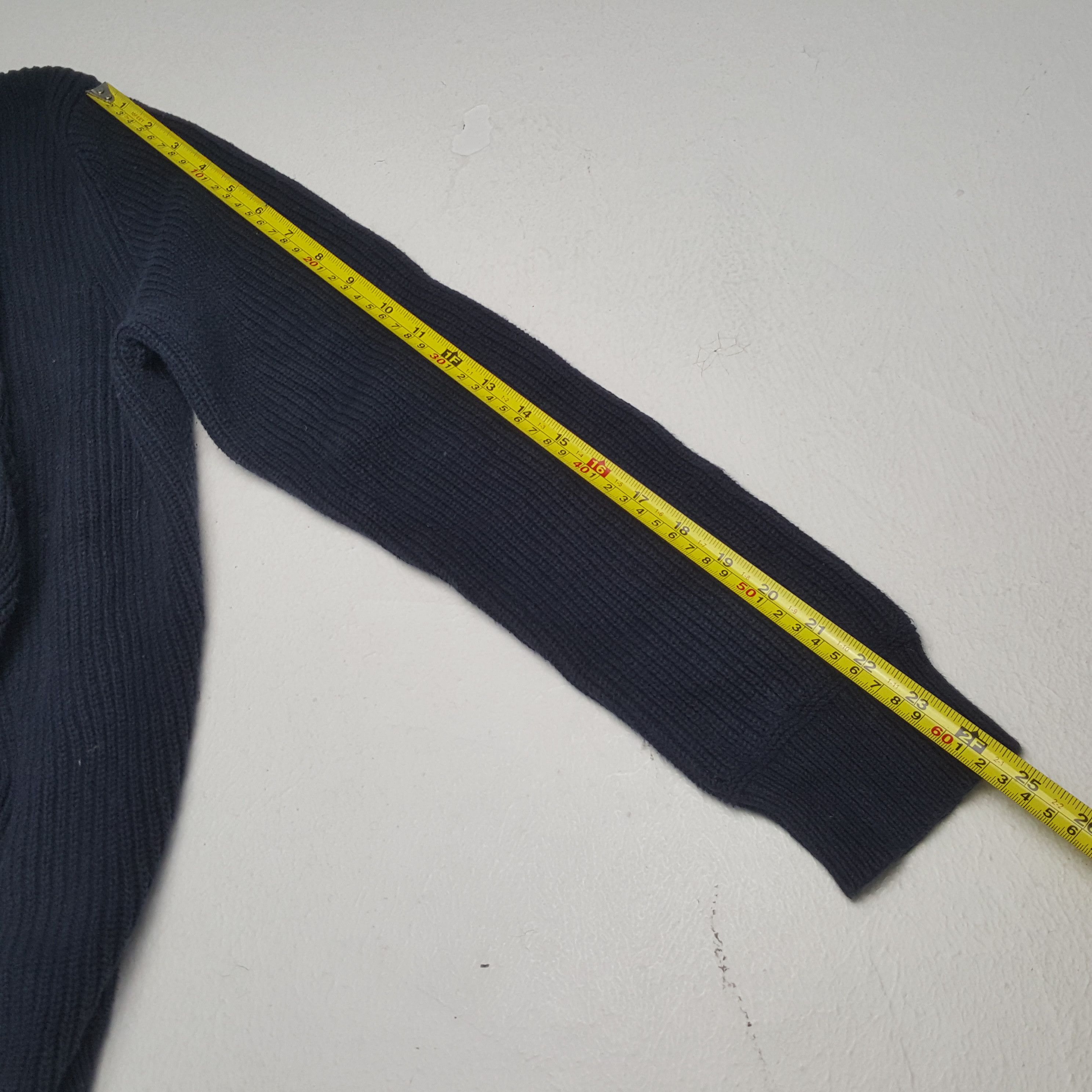 Japanese Brand × Uniqlo UNIQLO x Custom UNDERCOVER Logo Art Style Knitwear Size US M / EU 48-50 / 2 - 5 Thumbnail