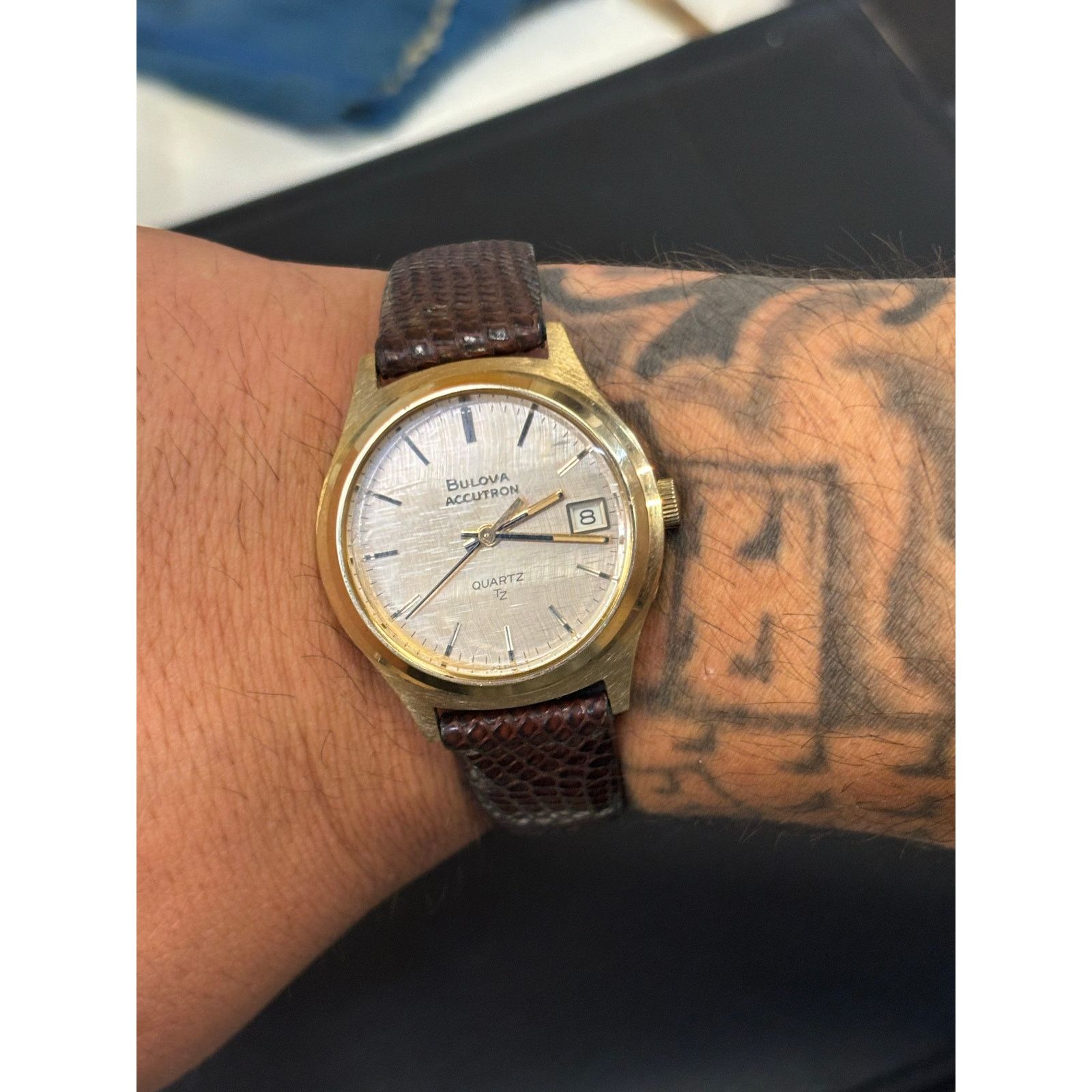 Bulova Vintage Bulova N8 Gold Tone Mens Watch! New Battery! Size ONE SIZE - 7 Thumbnail