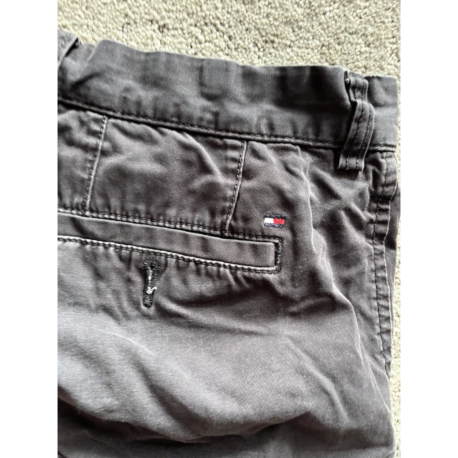 Tommy Hilfiger VINTAGE Tommy Hilfiger Shorts Men 36 Blue Flat Front Chino Cotton Distressed 90s Mens BC Size US 36 / EU 52 - 3 Thumbnail