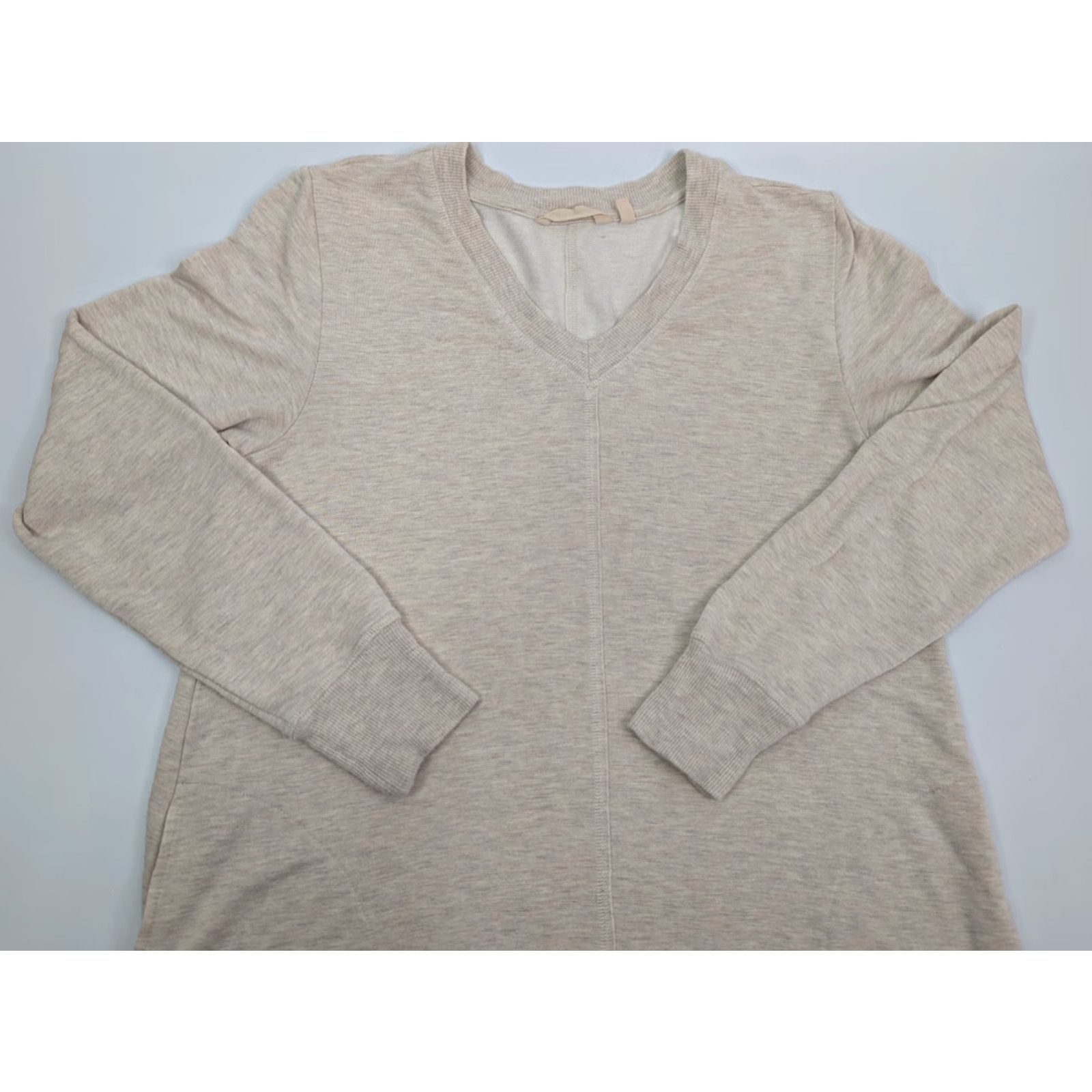 Soft Surroundings Soft Surroundings Tunic Shirt Ladies Small V-Neck Knit Long Sleeve Beige Oatmeal Solid 76% Viscose 19% Polyester 5% Spandex Casual Size S / US 4 / IT 40 - 7 Thumbnail