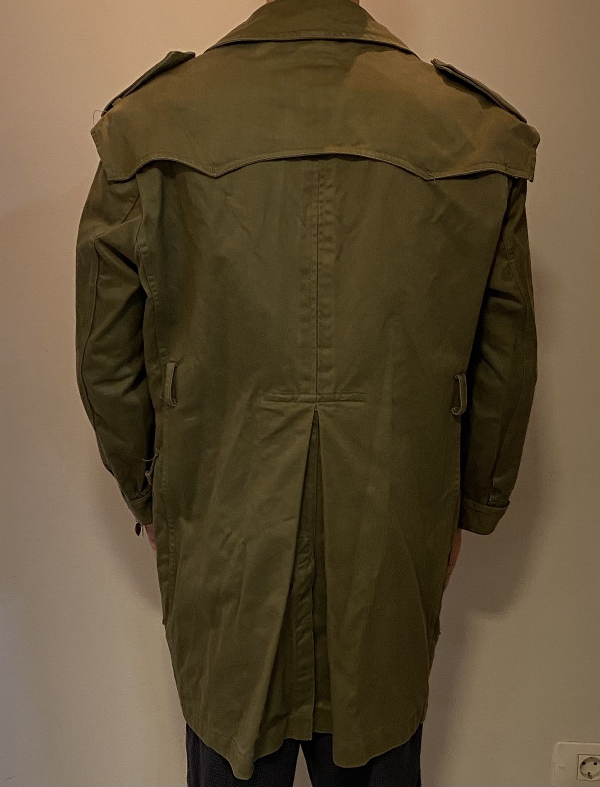 Vintage Vintage 1977 Spanish Army military Trench Coat Olive green Size US L / EU 52-54 / 3 - 15 Thumbnail