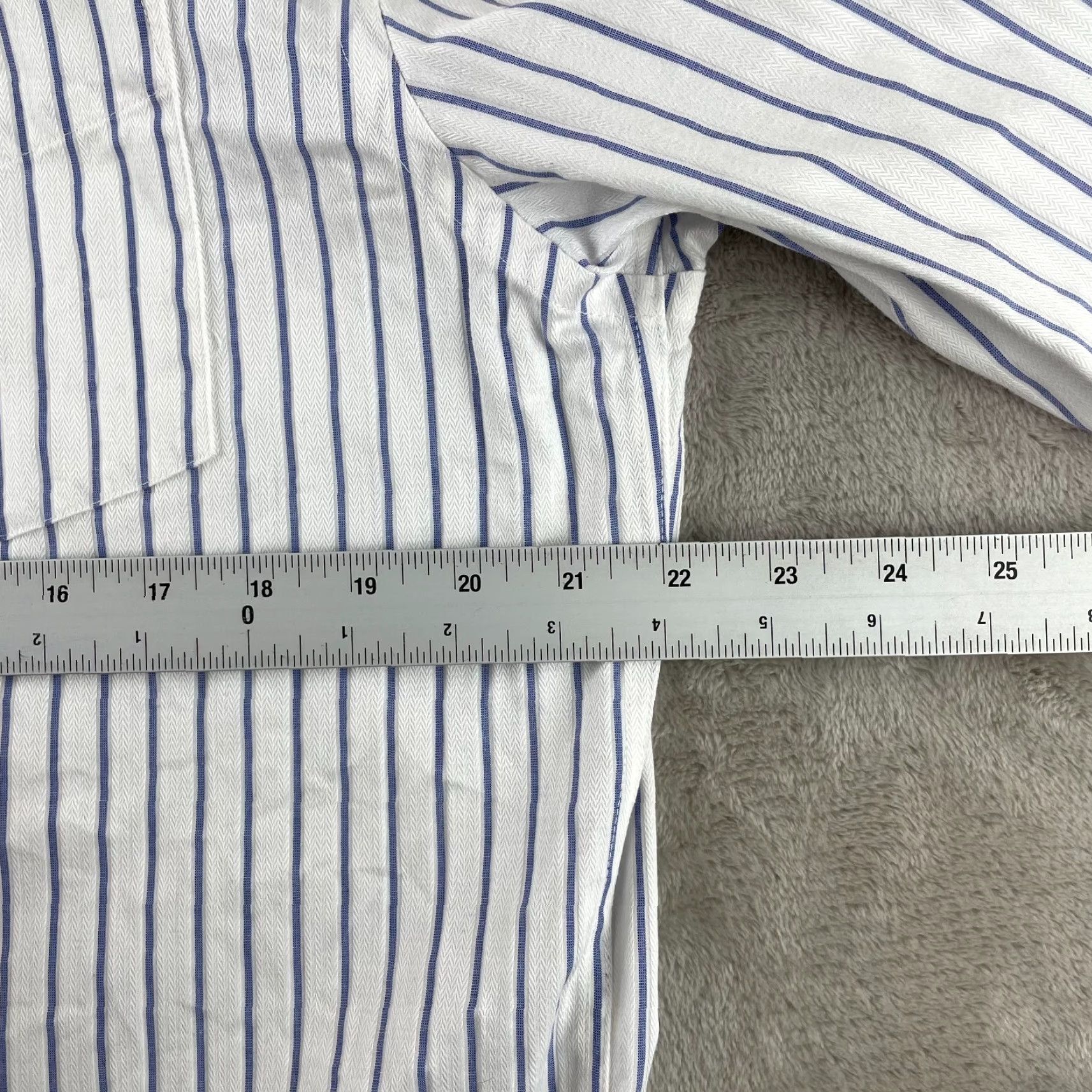 Banana Republic Banana Republic Shirt Men Large White Striped Non Iron Slim Fit Long Sleeve Size US L / EU 52-54 / 3 - 5 Thumbnail