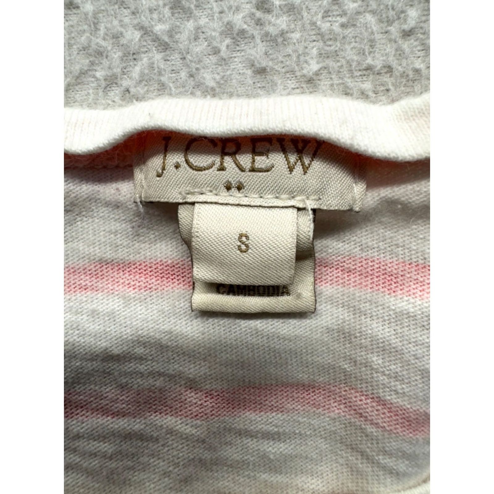 J.Crew J.CREW Striped Lightweight Long Sleeve Shirt S White Coral Women’s Shirt Regular Size S White Coral Pattern Striped Lightweight Casual 237B Size S / US 4 / IT 40 - 3 Thumbnail