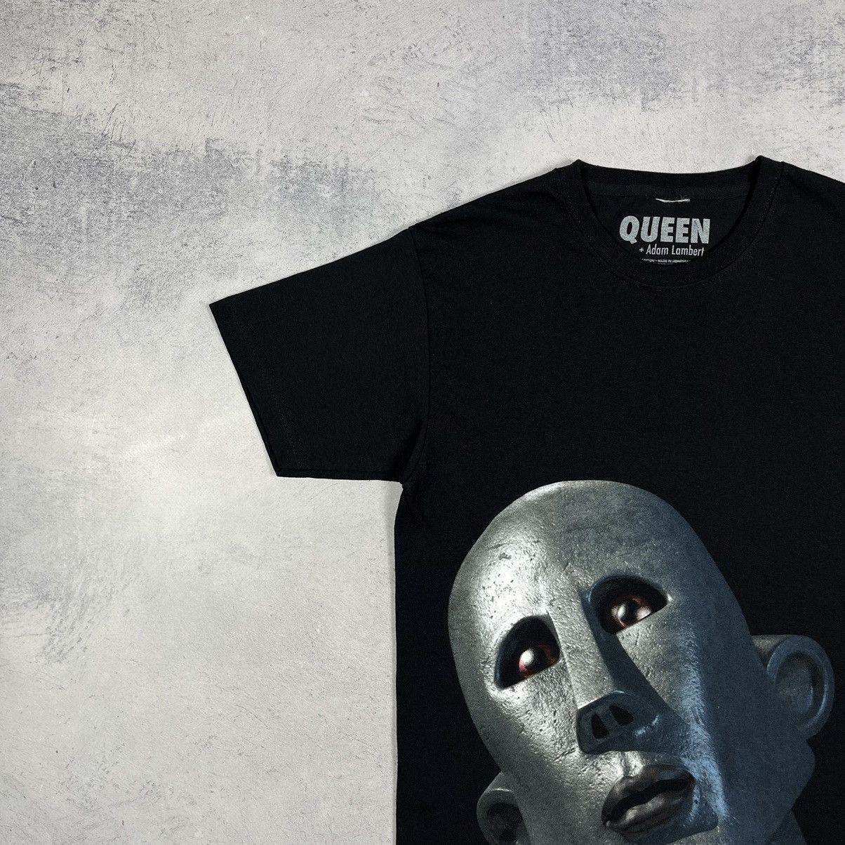 Band Tees Vintage Queen + Adam Lambert tour rock band tee Size US S / EU 44-46 / 1 - 6 Thumbnail