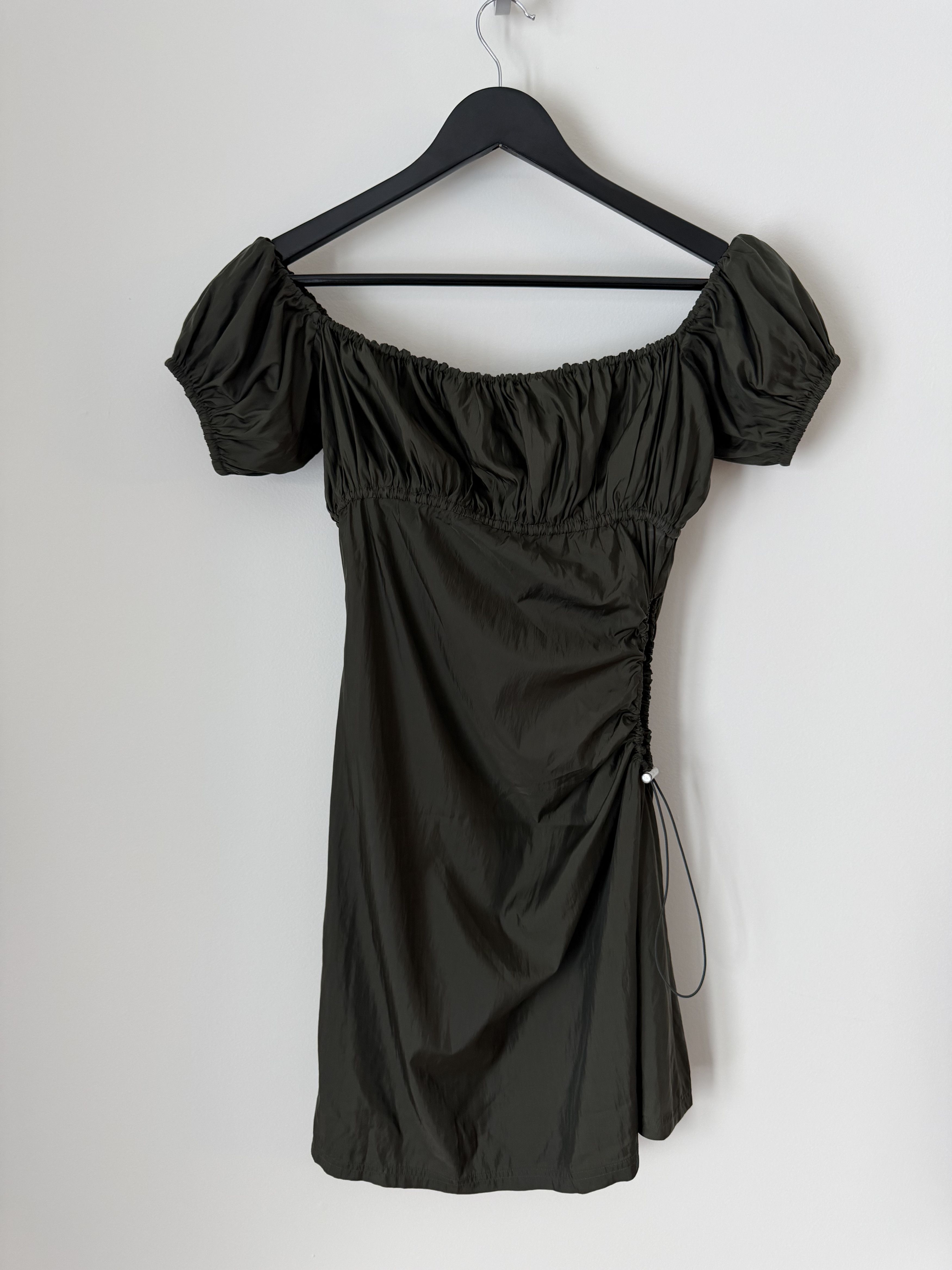Heaven by Marc Jacobs Heaven by Marc Jacobs Off Shoulder Gathered Dress Dark Green Size S / US 4 / IT 40 - 6 Thumbnail