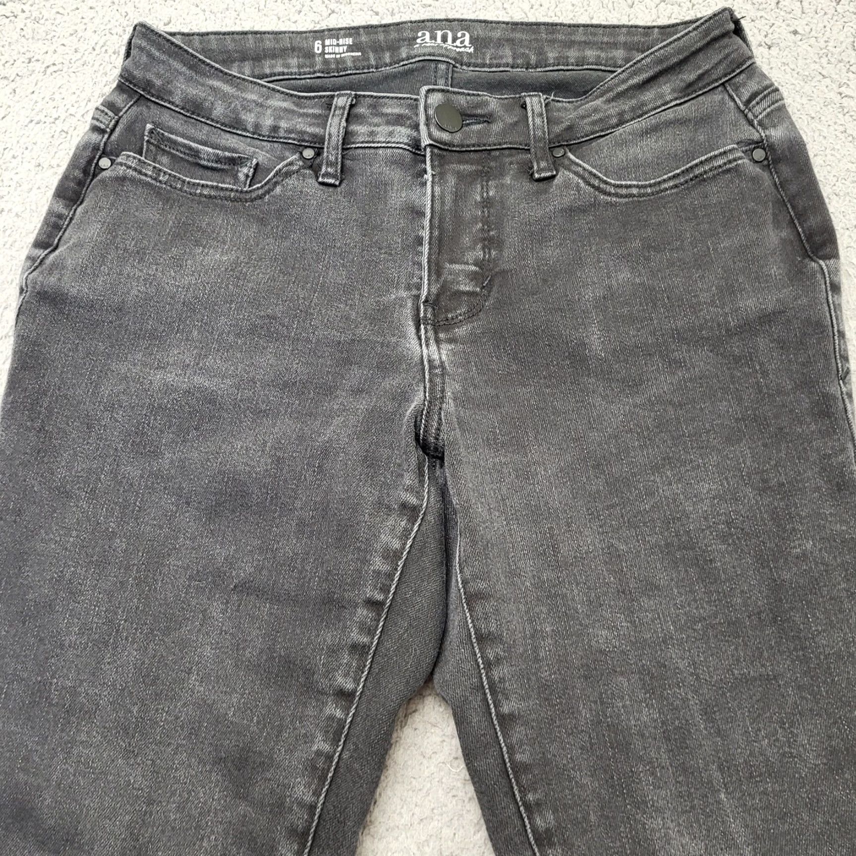 Denime A.N.A. JEANS A NEW APPROACH WOMENS SIZE 6 BLACK MED RISE SKINNY DENIM PANTS Size 28" / US 6 / IT 42 - 4 Thumbnail