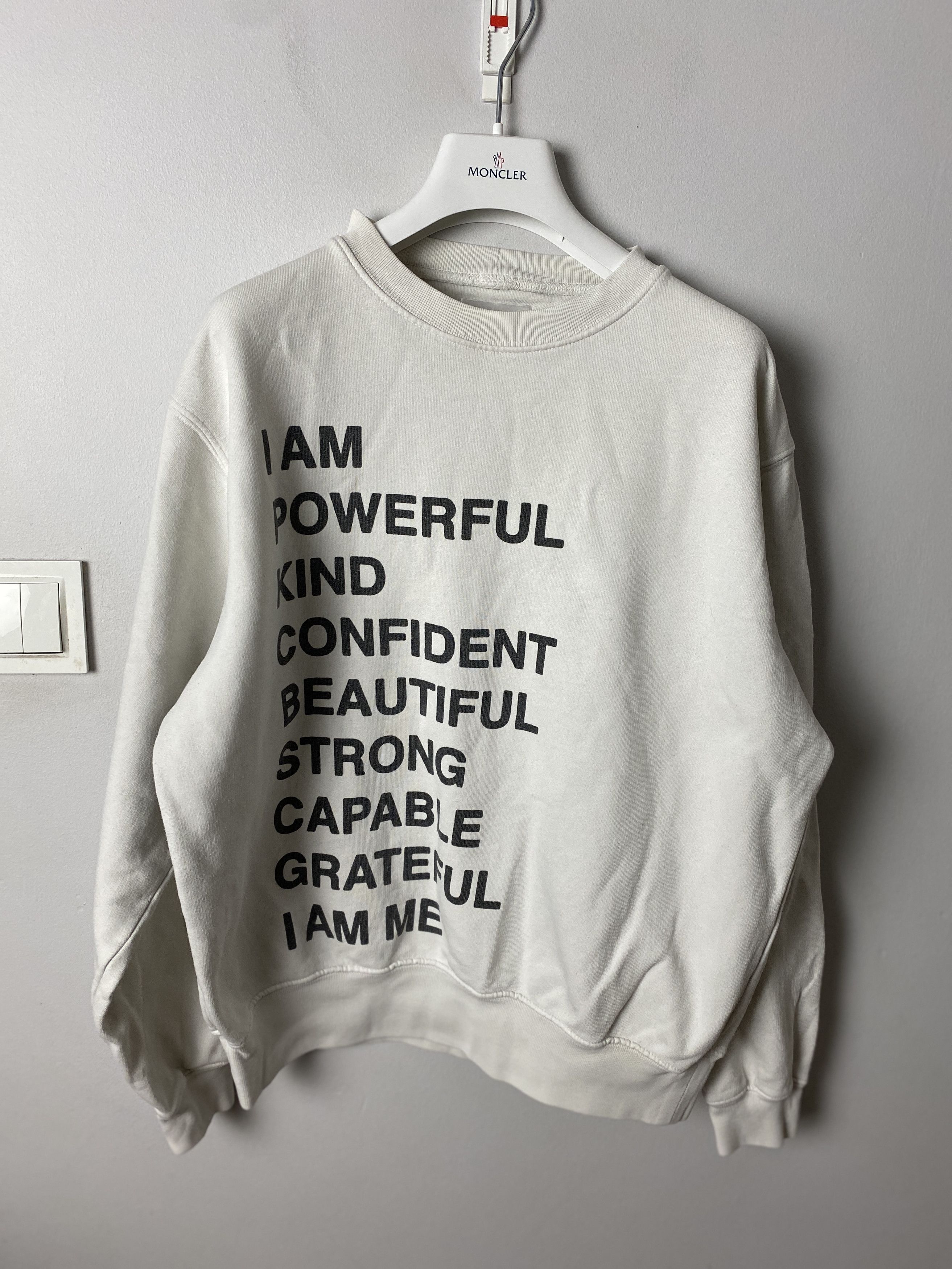 image of Anine Bing Empowerment Ramona Sweatshirt Crewneck in White, Women's (Size Small)