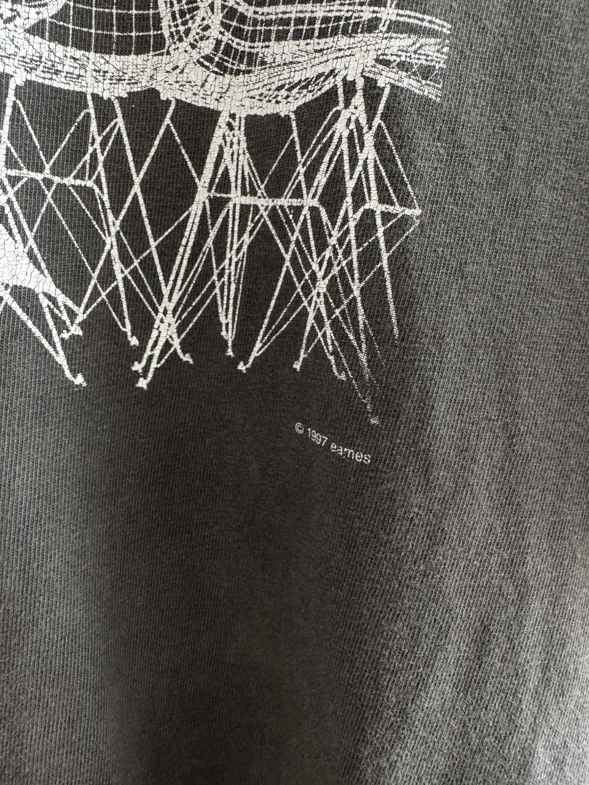 Arts & Science × Vintage 1997 eames office herman miller vitra wire chair t-shirt Size US M / EU 48-50 / 2 - 5 Thumbnail