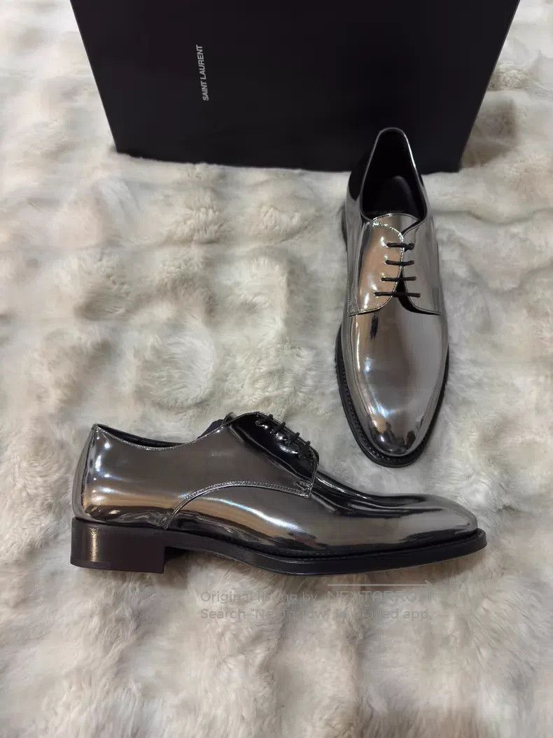 Saint Laurent Paris Saint Laurent Paris Metallic Silver Leather Shoes Size US 8 / EU 41 - 1 Thumbnail