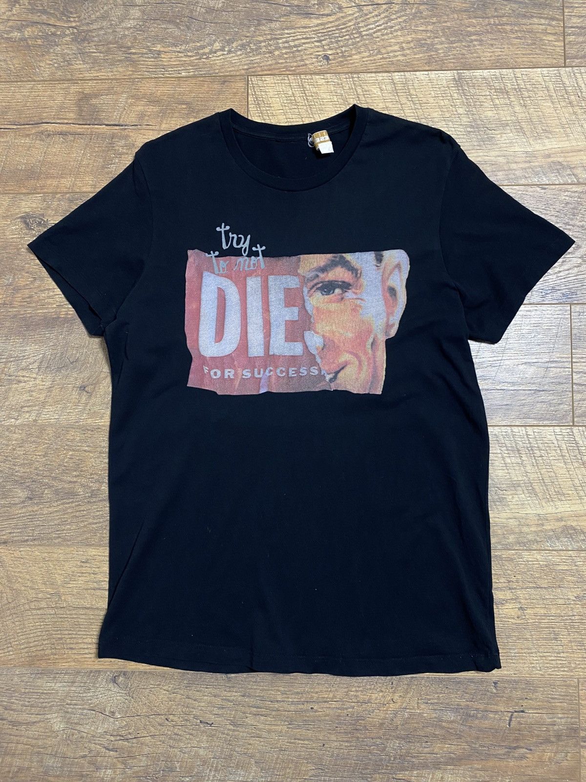 Diesel Diesel "Try To Not Die For Success" Graphic Tee Black L Size US L / EU 52-54 / 3 - 1 Thumbnail