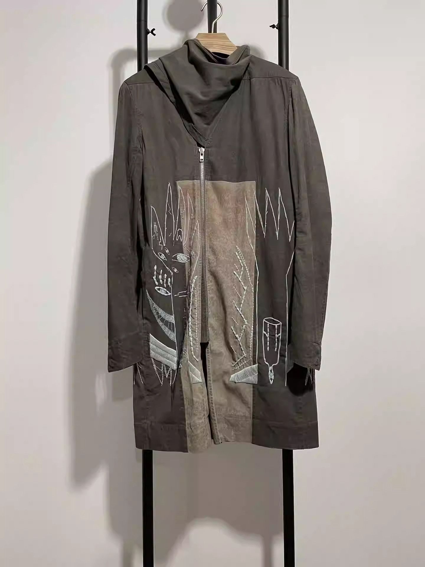 Rick Owens Rick Owens catwalk grimace embroidered MA1 bomber jacket Size US M / EU 48-50 / 2 - 1 Thumbnail