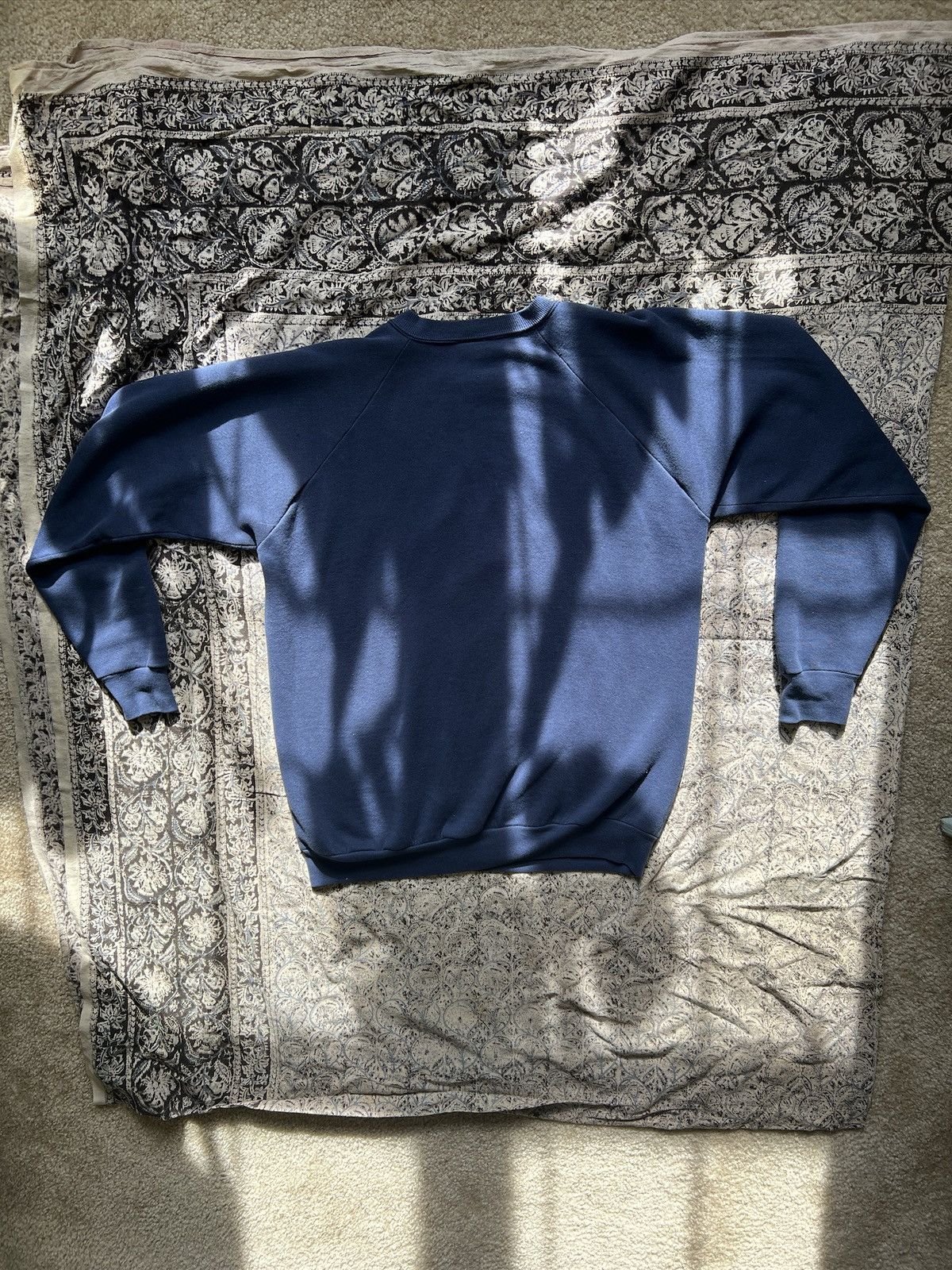 Guess Vintage 90s GUESS Teddy Bear Crewneck – Made in USA (XL) Size US XL / EU 56 / 4 - 3 Thumbnail