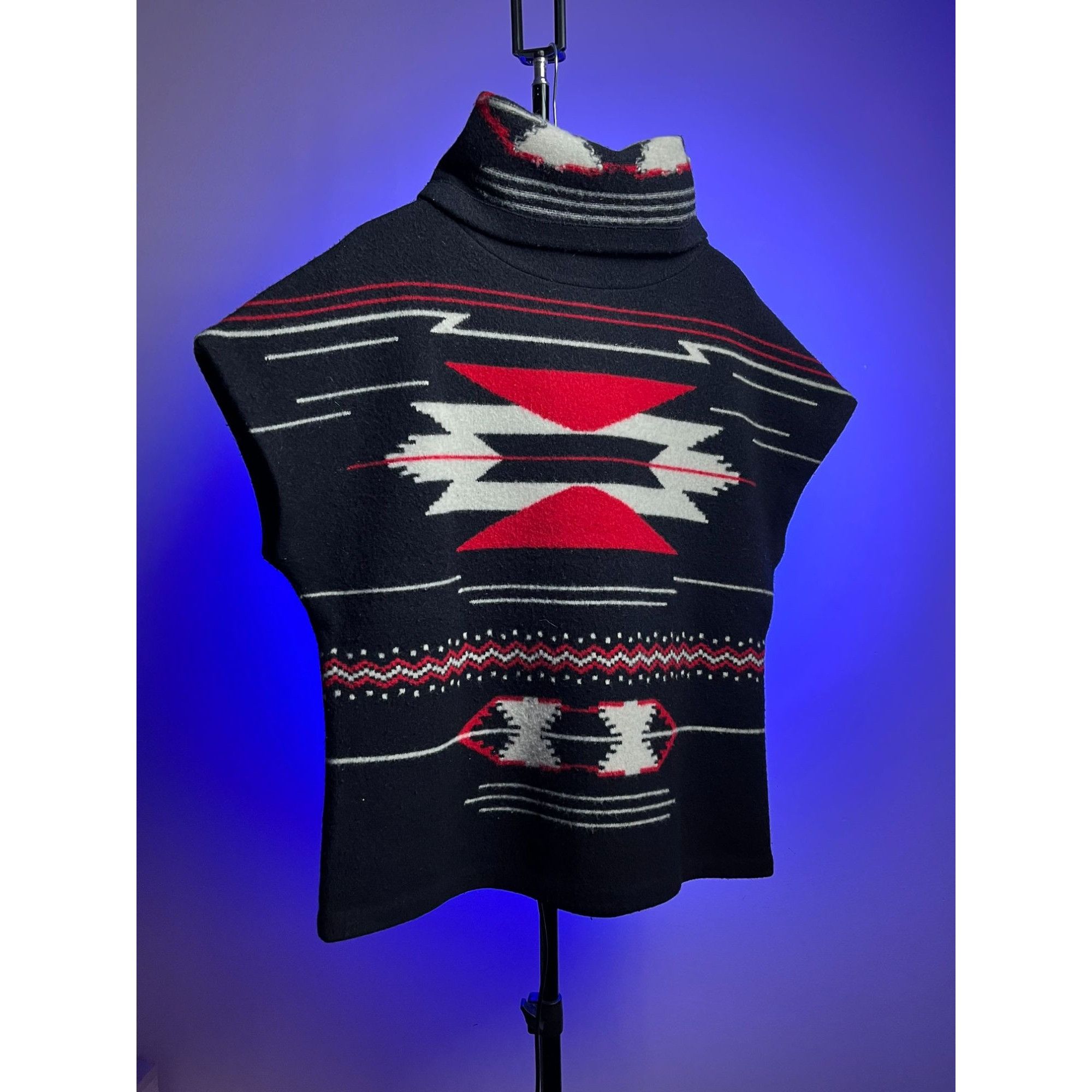 Ralph Lauren Purple Label Ralph Lauren Purple Label Poncho M Aztec Wool Cashmere Size US M / EU 48-50 / 2 - 1 Thumbnail