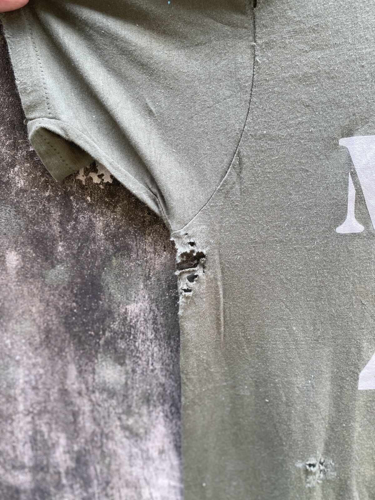 Vintage Vintage 80’s MASH Thrashed Faded Single Stich ERD Grunge Tee Size US L / EU 52-54 / 3 - 3 Thumbnail