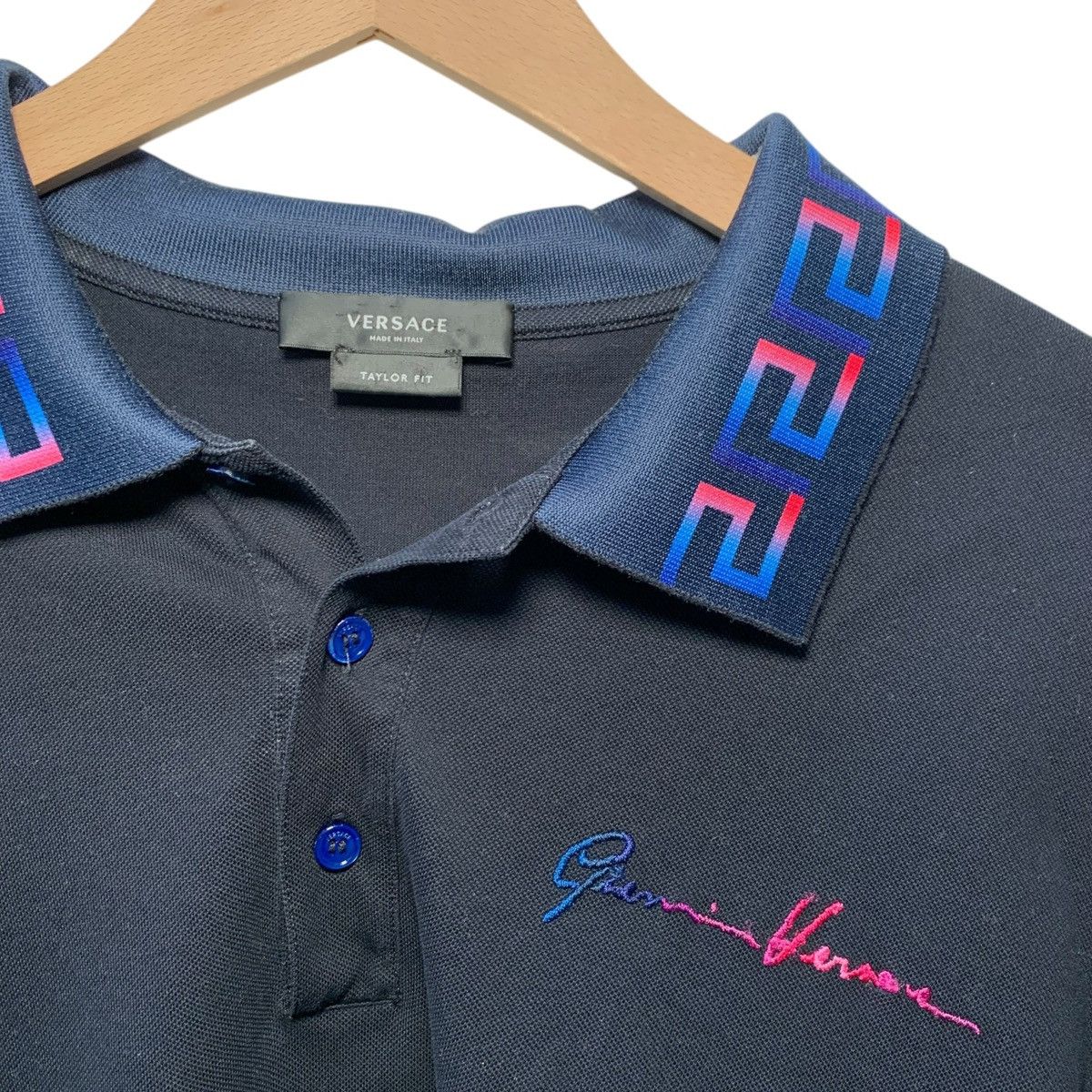 Versace Versace Navy Polo Grecka Colored Trim Size US XL / EU 56 / 4 - 4 Thumbnail