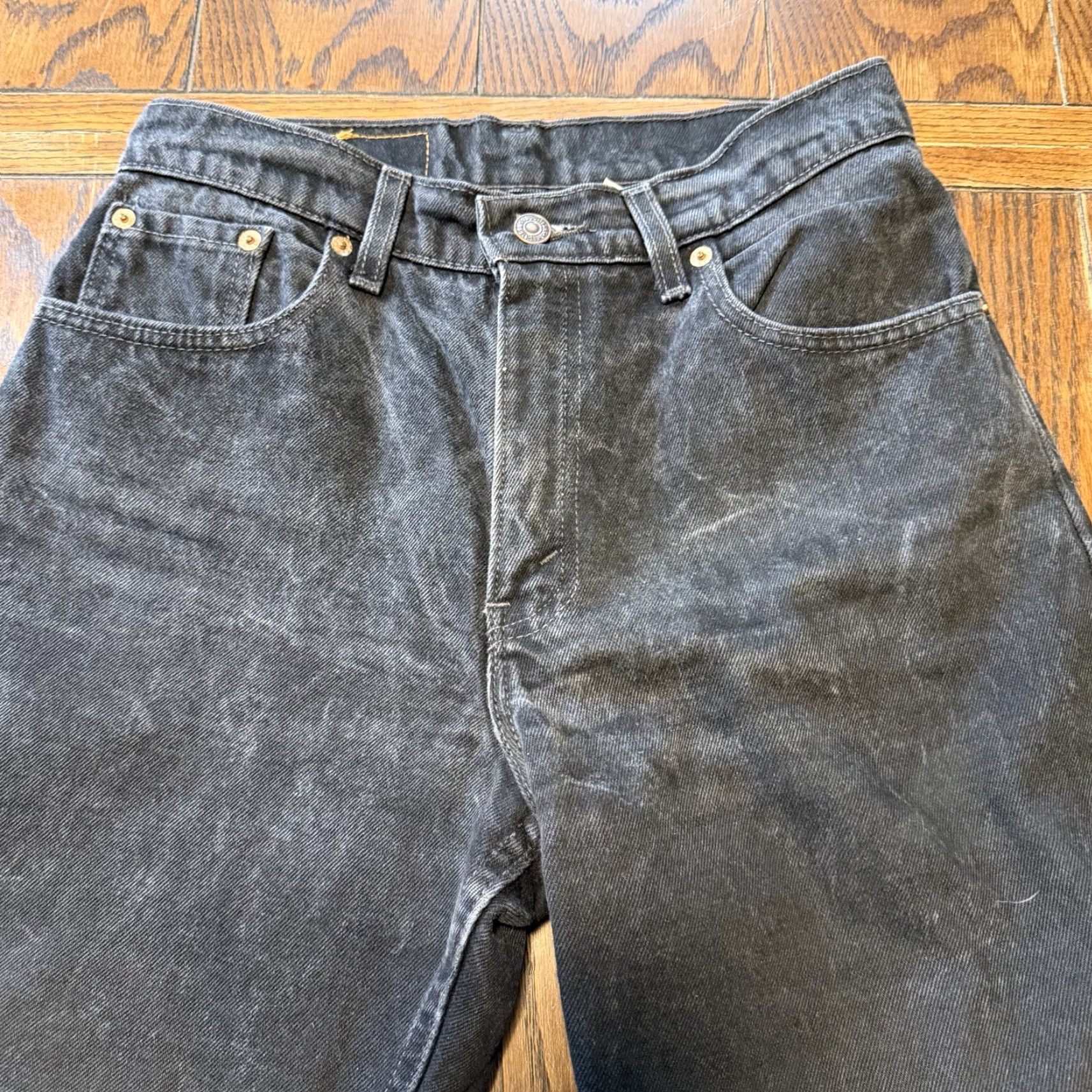 Levi's VINTAGE Levi's Jeans Womens 9 JR Long Black 550 Relaxed 90s Mom Made in USA Denim Jeans Men/Womens? Size 30" / US 8 / IT 44 - 2 Thumbnail