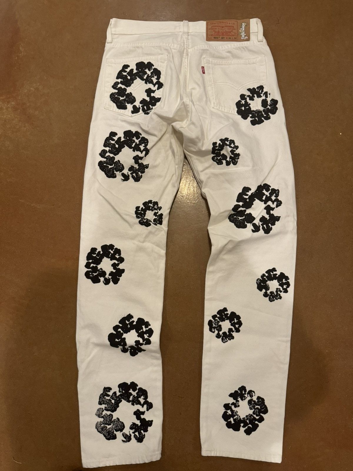 DENIM TEARS White and black original denim tears Size US 30 / EU 46 - 2 Thumbnail