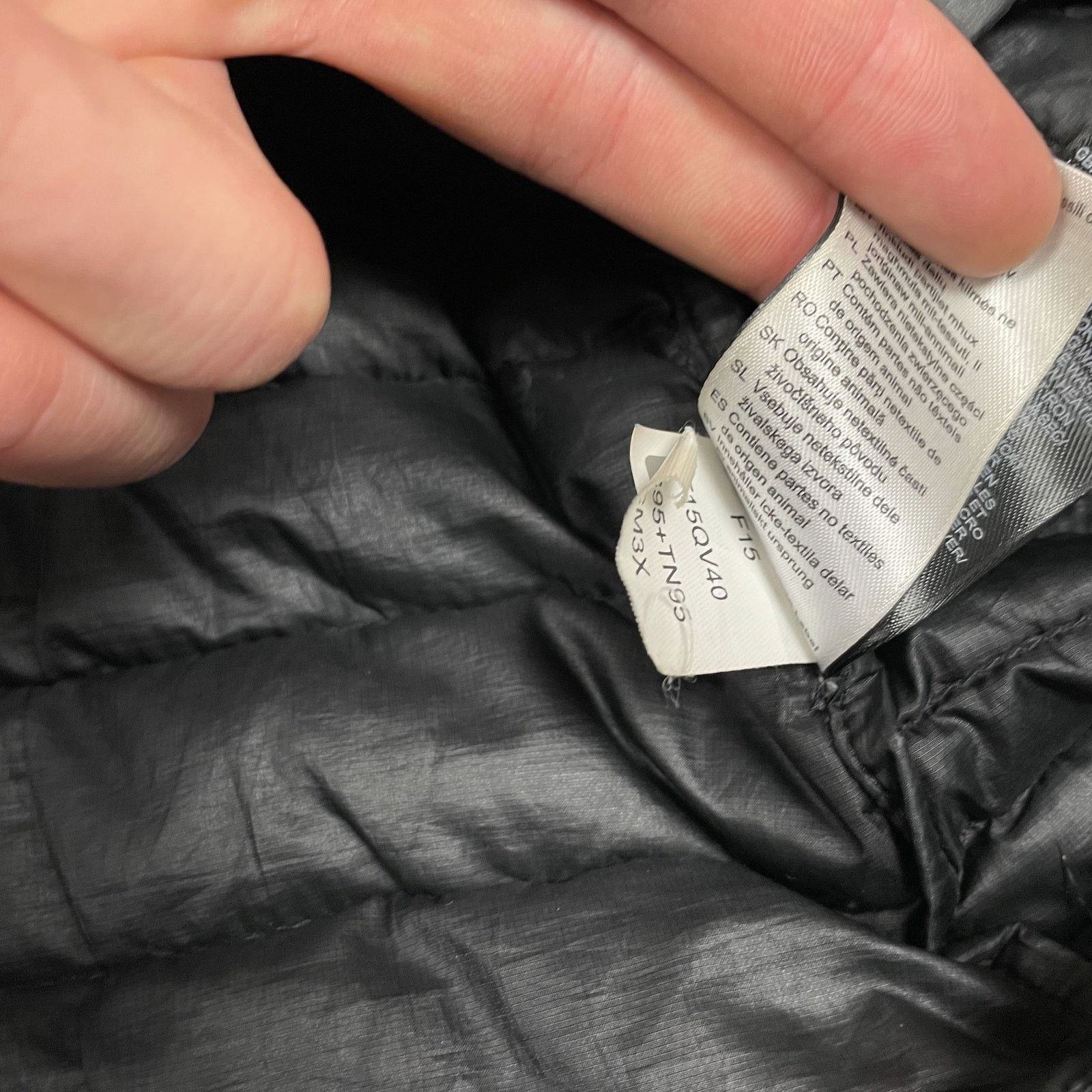 The North Face The North Face 700 Men's Black Long Sleeve Full Zip Jacket S Size US S / EU 44-46 / 1 - 14 Thumbnail
