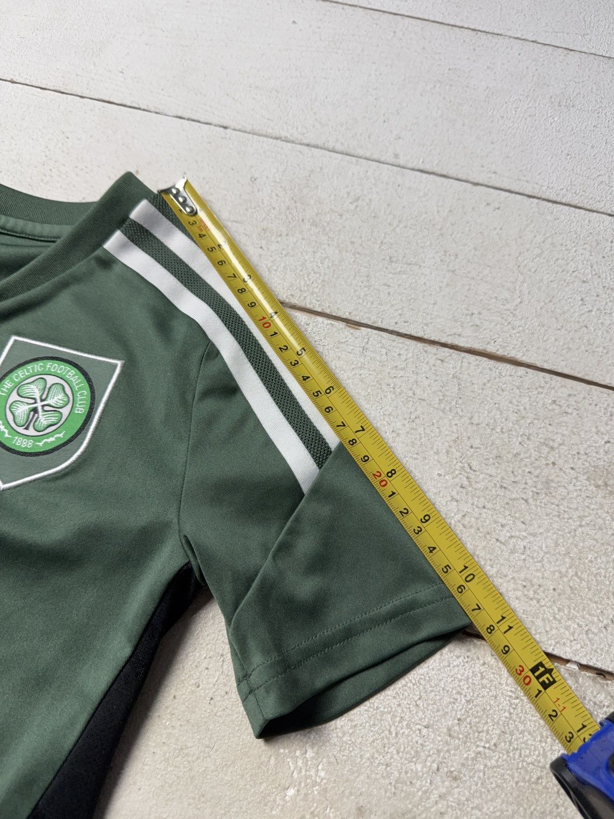 Adidas 00s Celtic FC Adidas AEROREADY Training Top 9–10Y / 140 Size US XXS / EU 40 - 14 Thumbnail