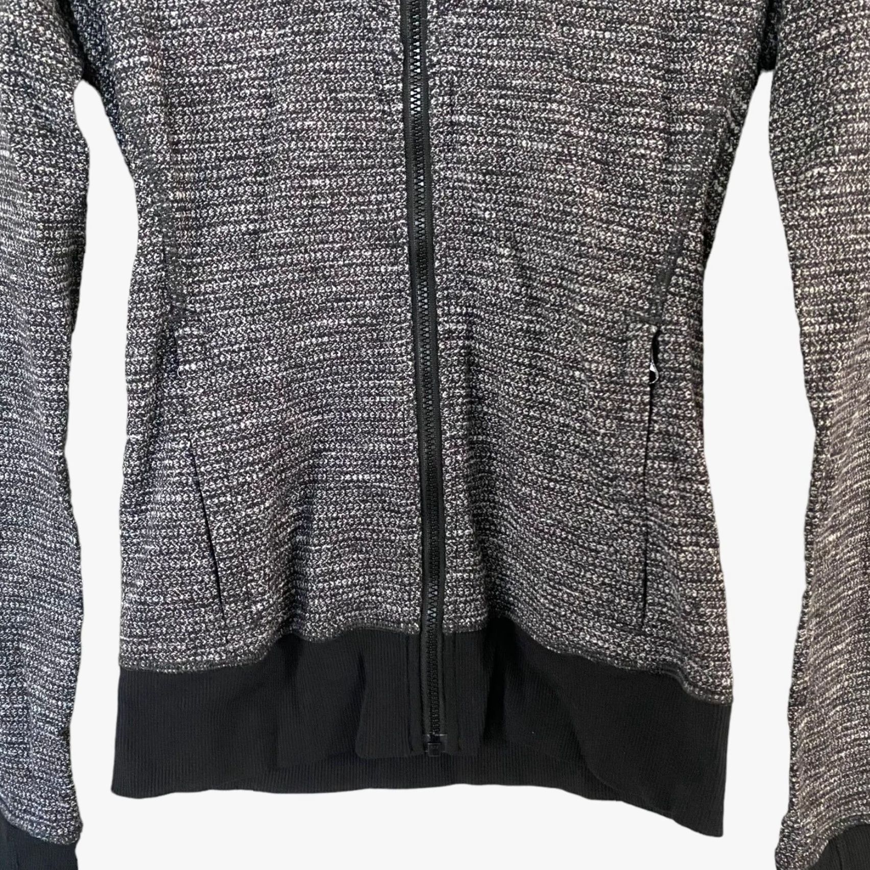 Lululemon VINTAGE Lululemon Athletica Be Present Jacket Womens 2 Gray Zip-Up Long Sleeve Mock Neck Size XS / US 0-2 / IT 36-38 - 6 Thumbnail