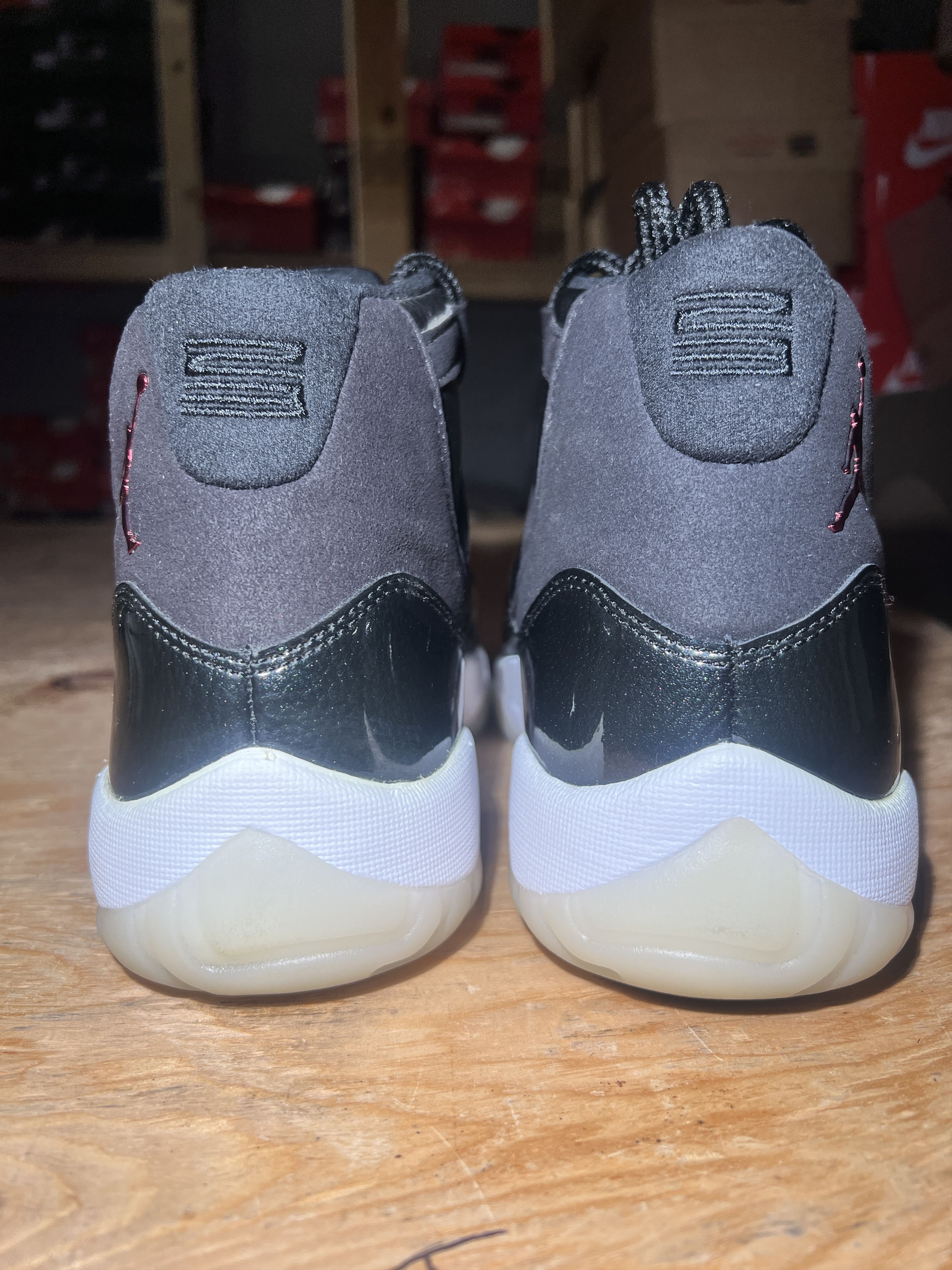 Jordan Brand Air Jordan 11 Retro 72-10 Men's 378037-002 Black/White Size US 11 / EU 44 - 9 Thumbnail