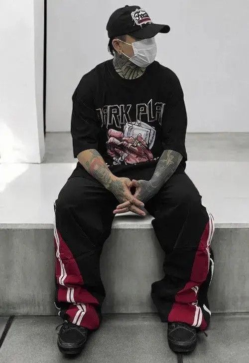 VIBE Dark Plan Graphic Black T Shirt Size US L / EU 52-54 / 3 - 5 Thumbnail
